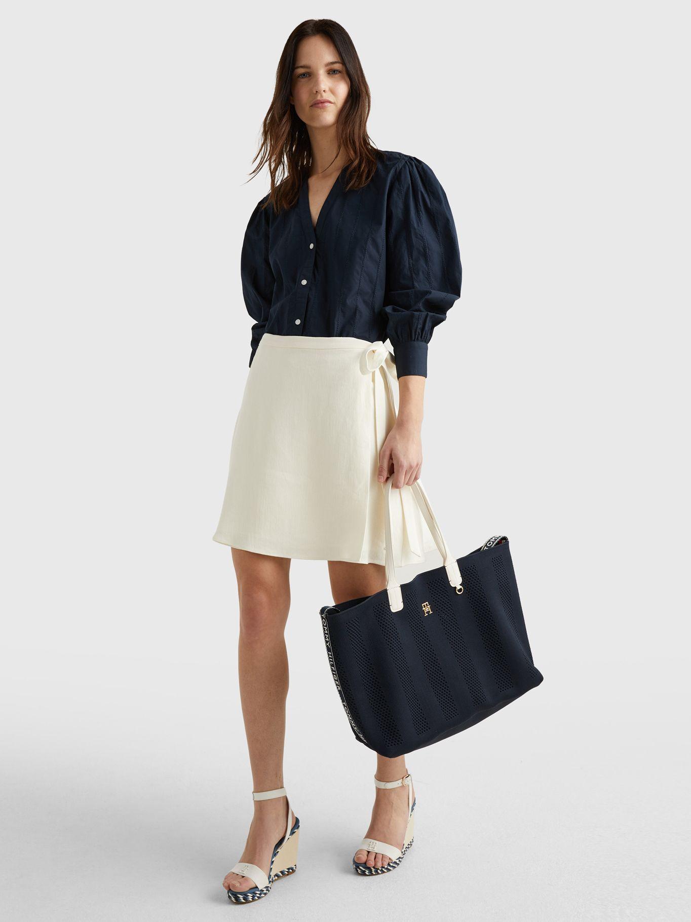 Tote Iconic Con Logo Distintivo Azul Tommy Hilfiger-1