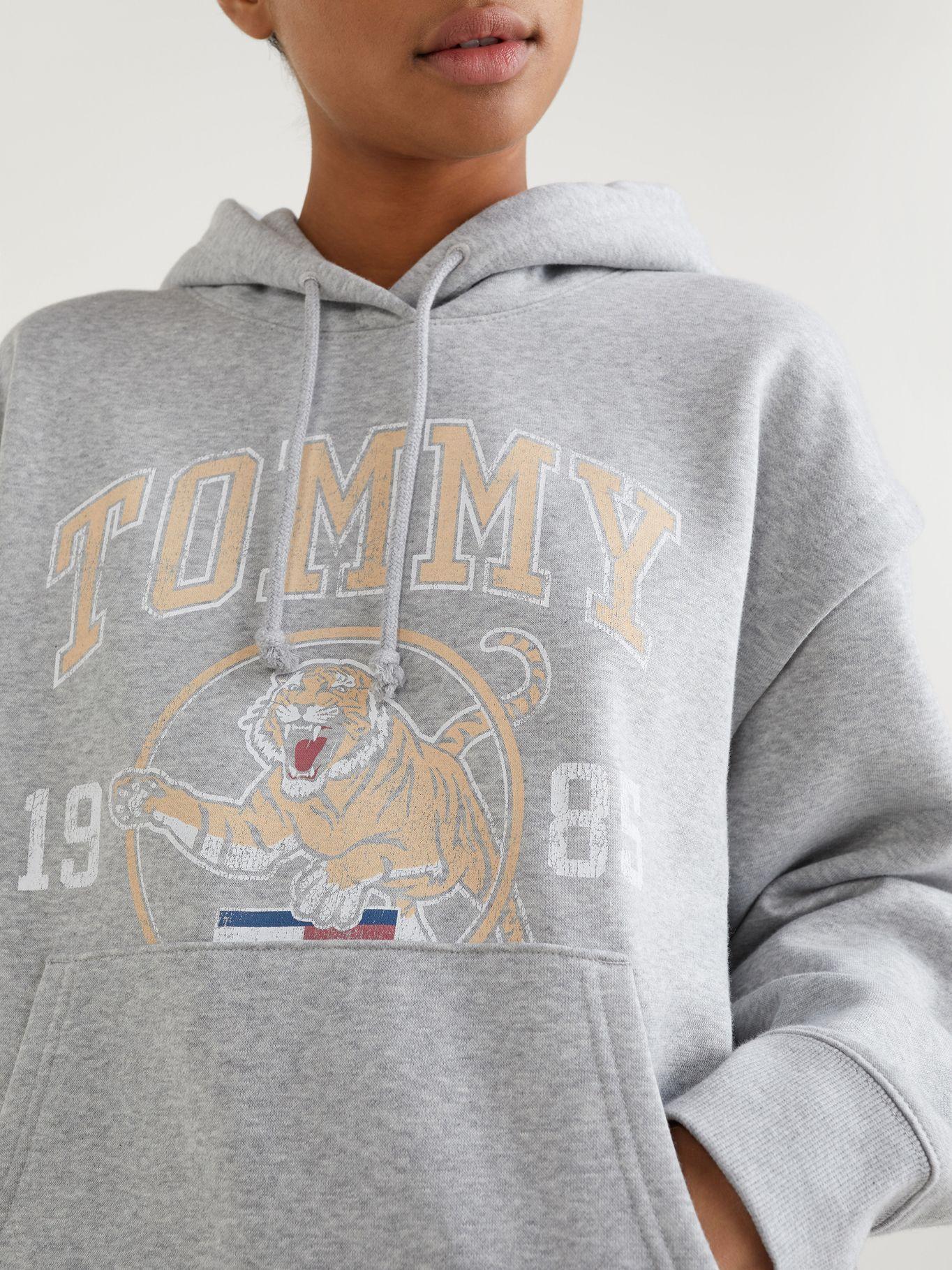 Polerón Hoodie Logo Tigre Gris Tommy Jeans MY2-2