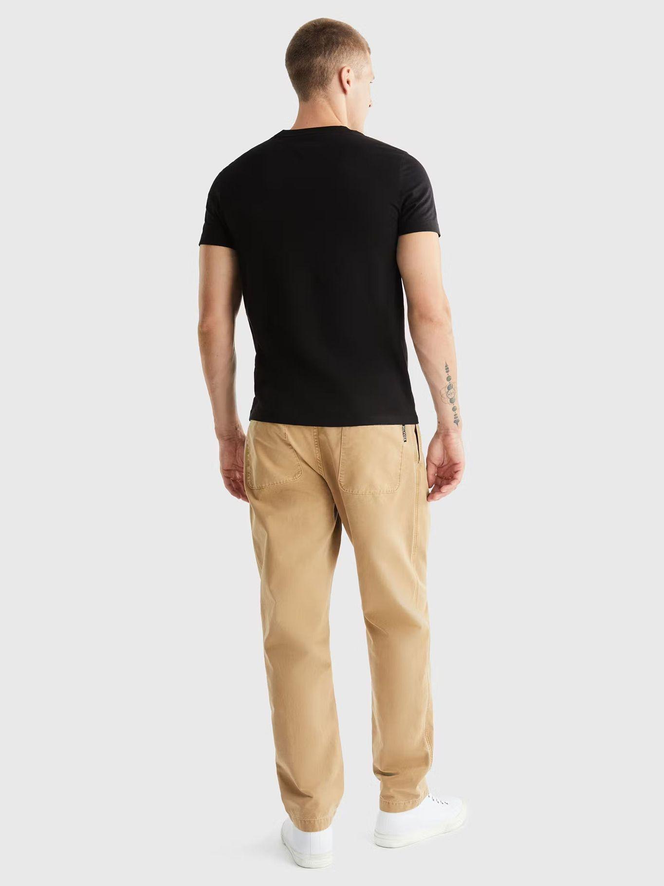 Polera Chest Logo Monotype Negro Tommy Hilfiger-2