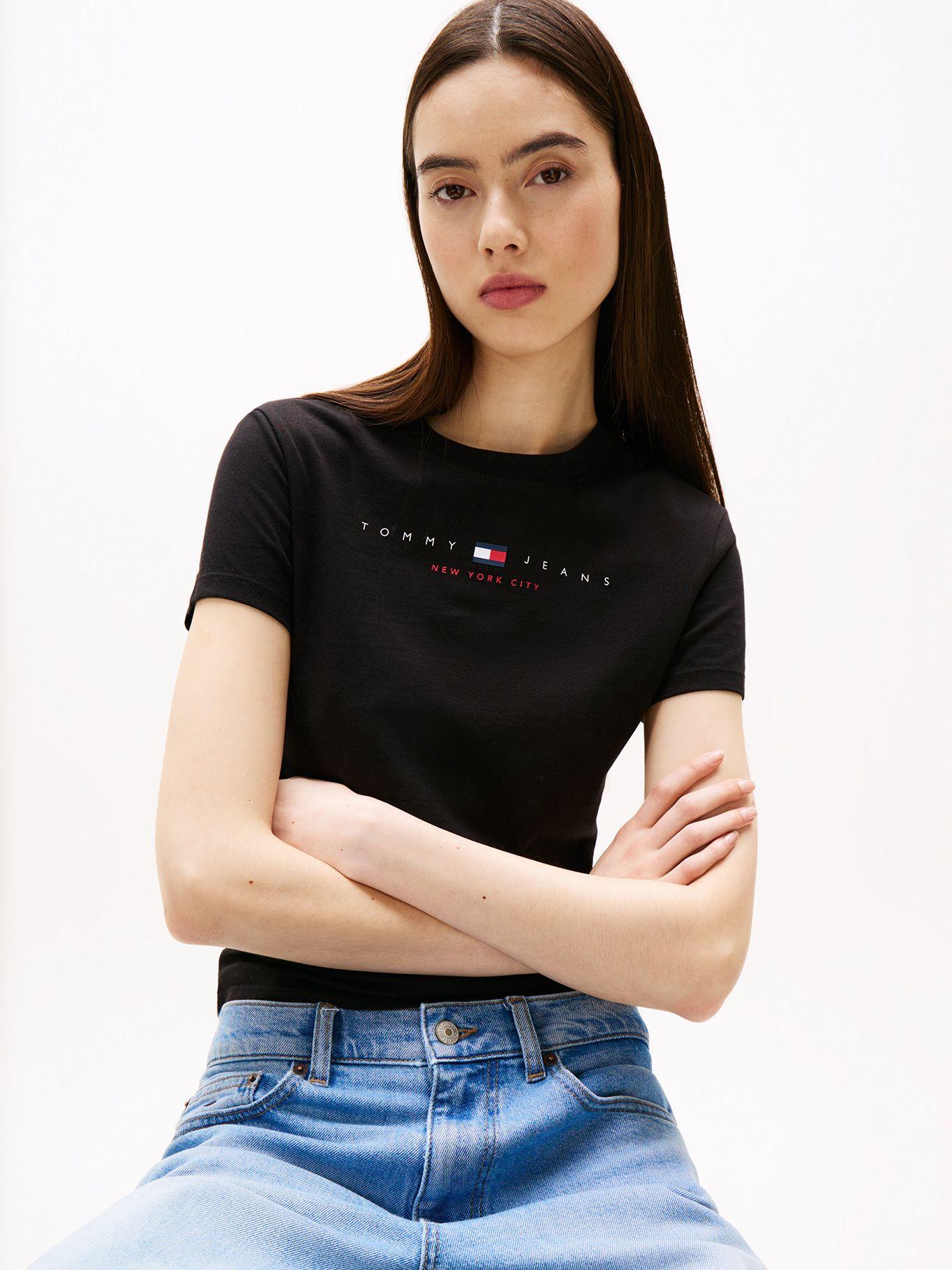 Polera Slim Fit Con Logo Lineal Negro BDS Tommy Jeans-3