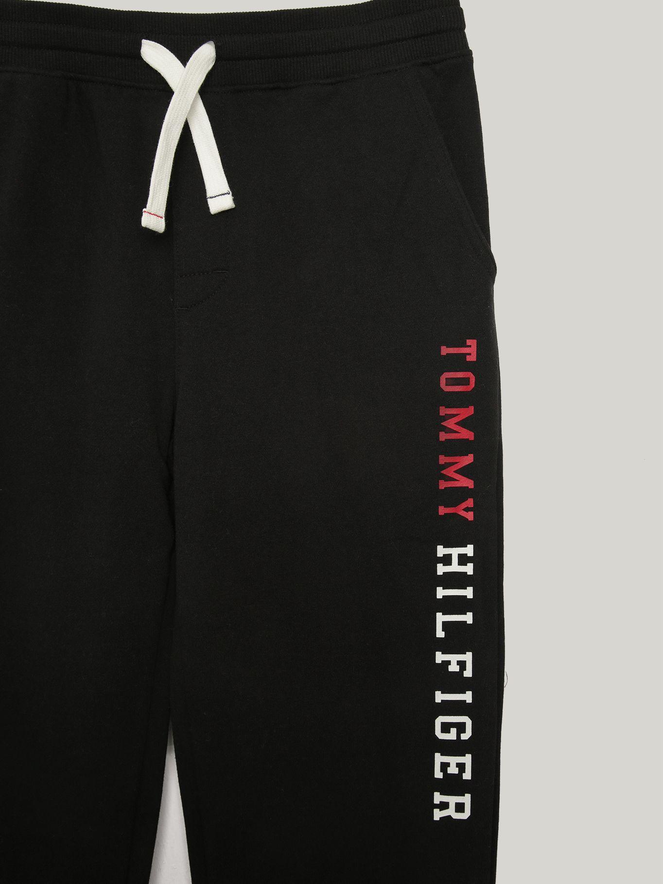 Jogger De Niño Con Logo Estampado Negro Tommy Hilfiger-2