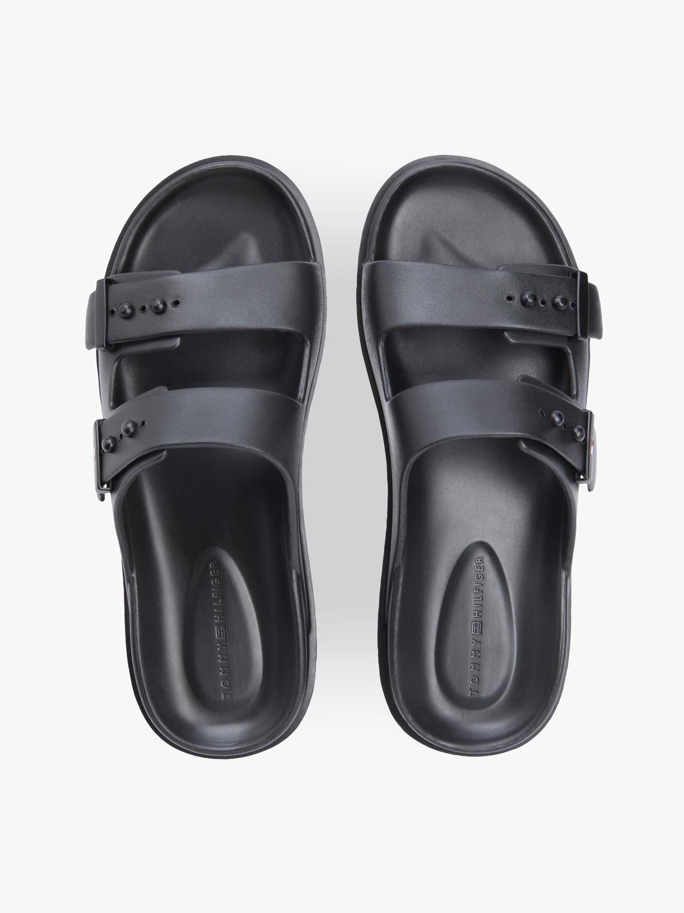 Sandalias Con Hebillas Y Suela Dentada-3