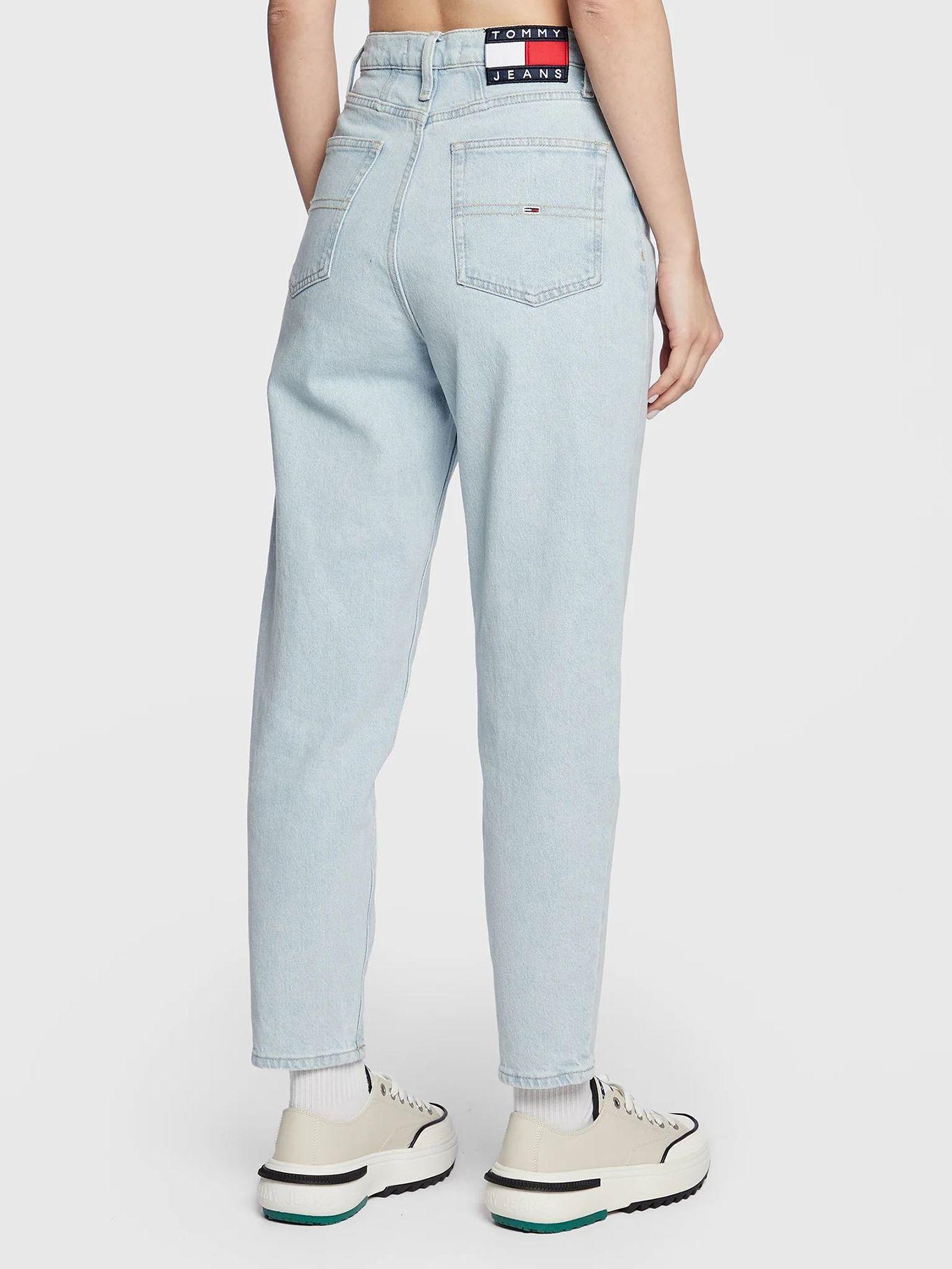 Jeans Mom Fit Desteñidos Celeste Tommy Jeans-2