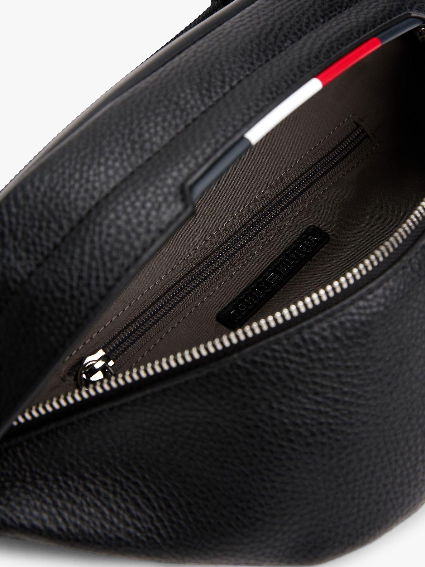 Banano Central Con Logo Metálico Negro Tommy Hilfiger-3