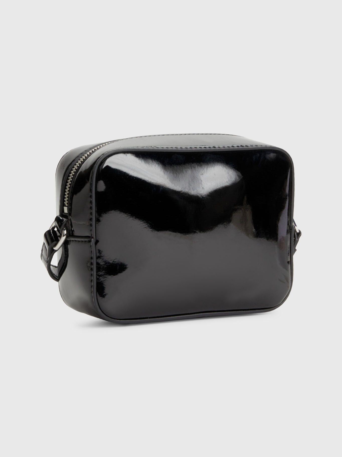 Bandolera Con Acabado De Charol Negro Tommy Hilfiger-2