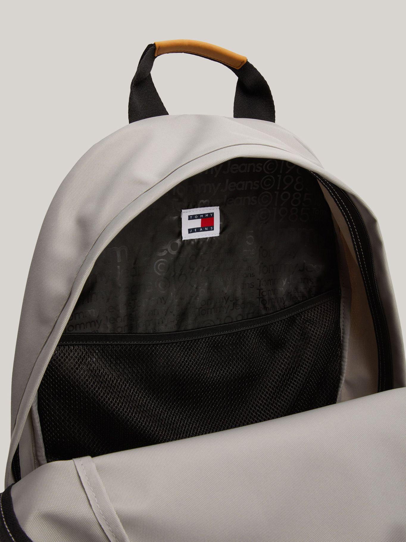 Mochila Essential Logo De Parche Gris Tommy Hilfiger-3