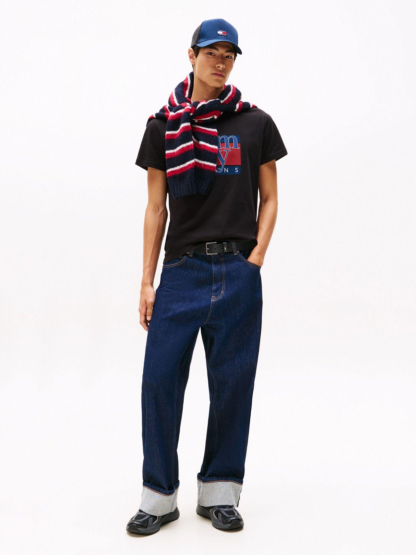 Polera Slim Con Logo Gráfico Negro Tommy Jeans-1