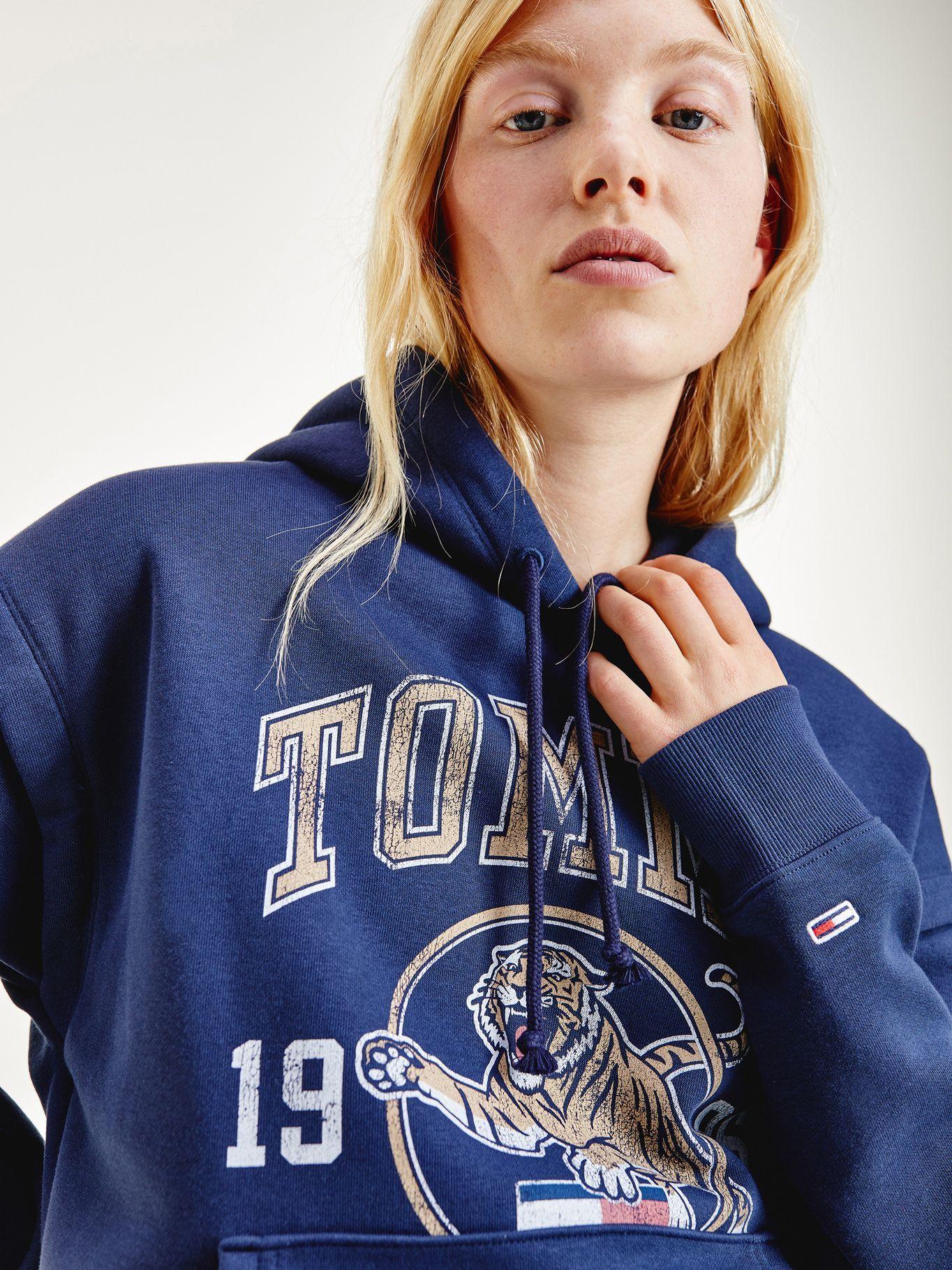 Polerón Hoodie Logo Tigre Azul Tommy Jeans MY2-2