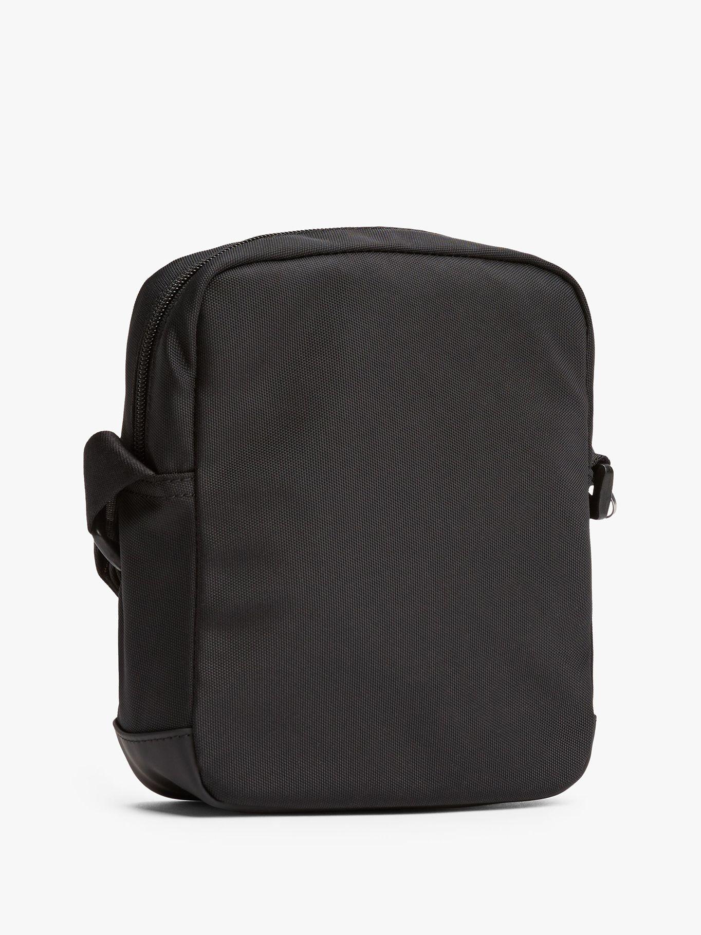 Bolso Daily Reporter Essential Negro Tommy Jeans-2