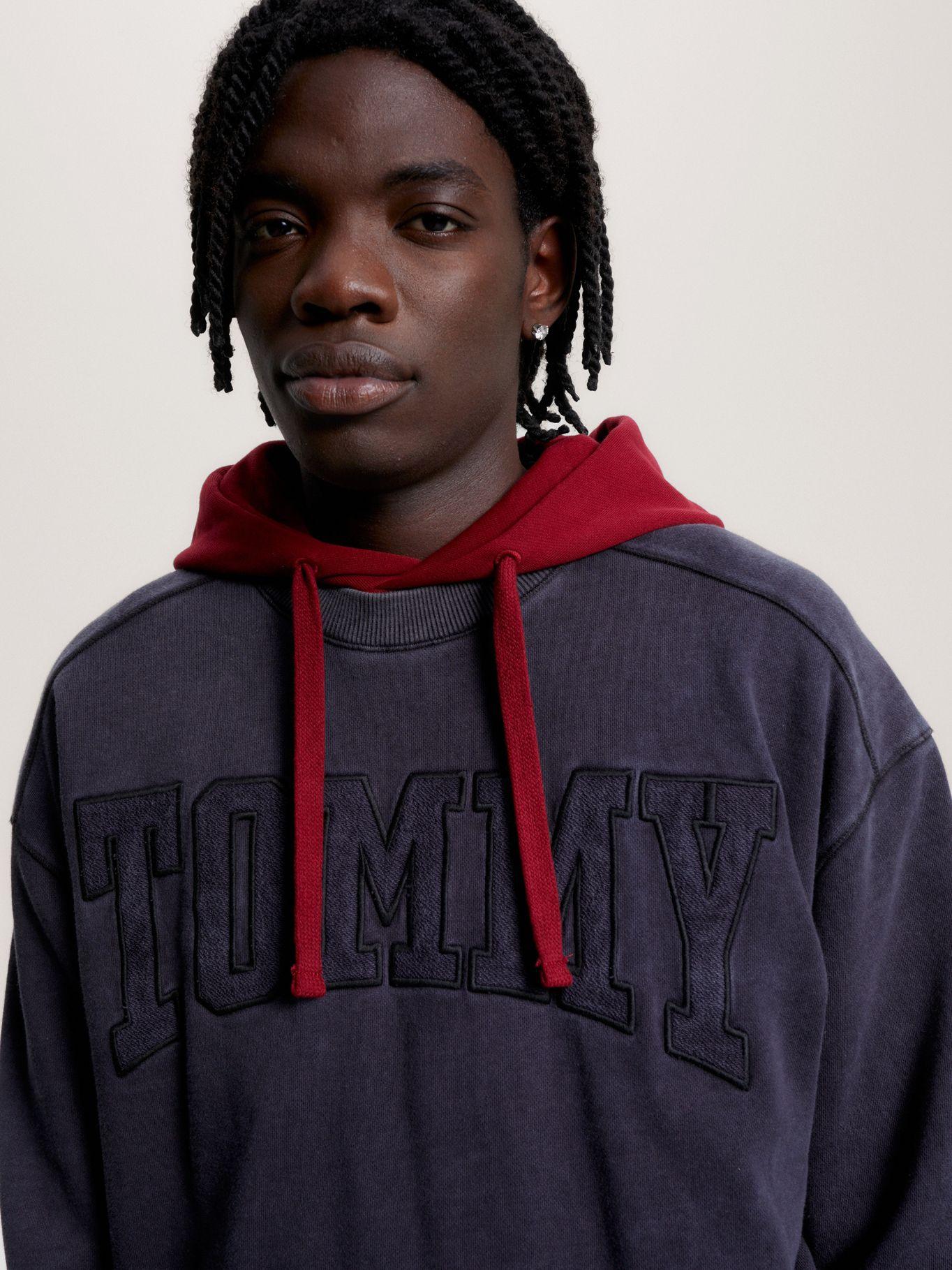 Polerón Relaxed Varsity Logo Negro Tommy Jeans-3