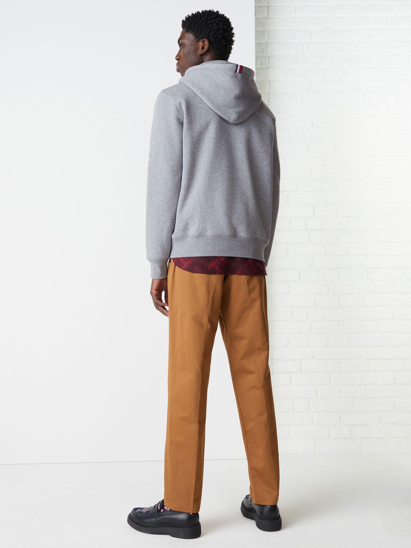 Polerón Hoodie Essential Monogram Gris Tommy Hilfiger-2