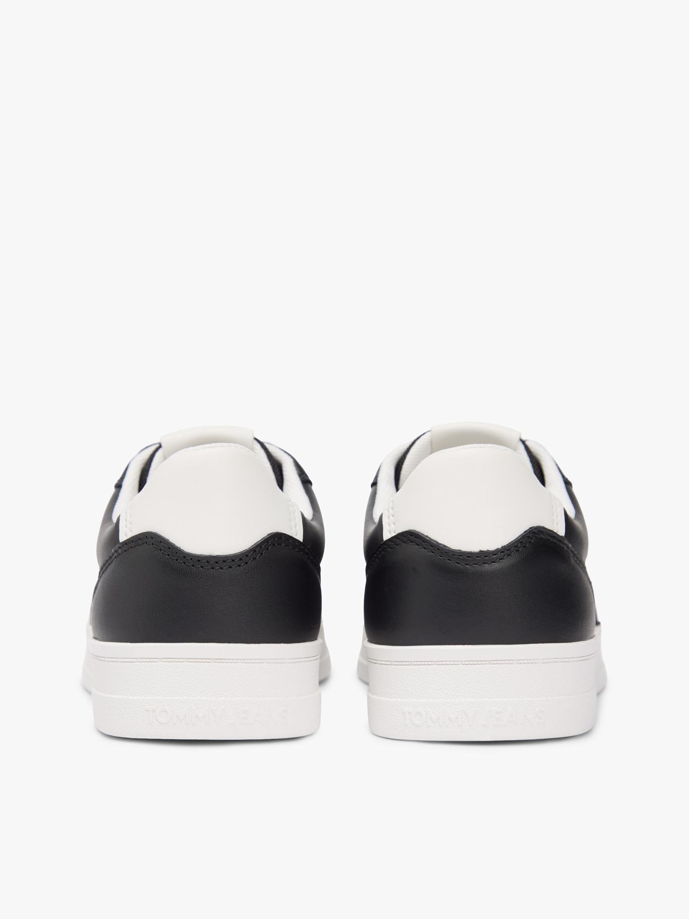 Zapatillas De Cuero Con Logo-2