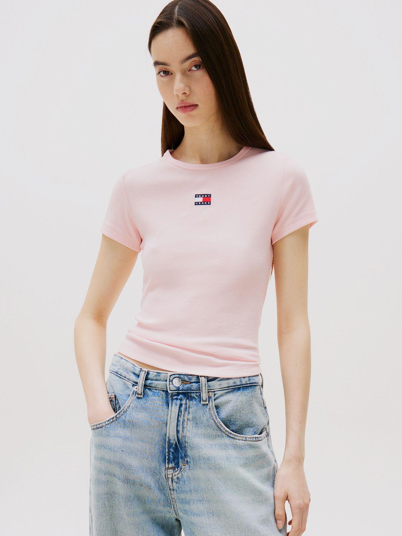 Polera Slim Fit Con Parche Rosado TH3 Tommy Jeans-0