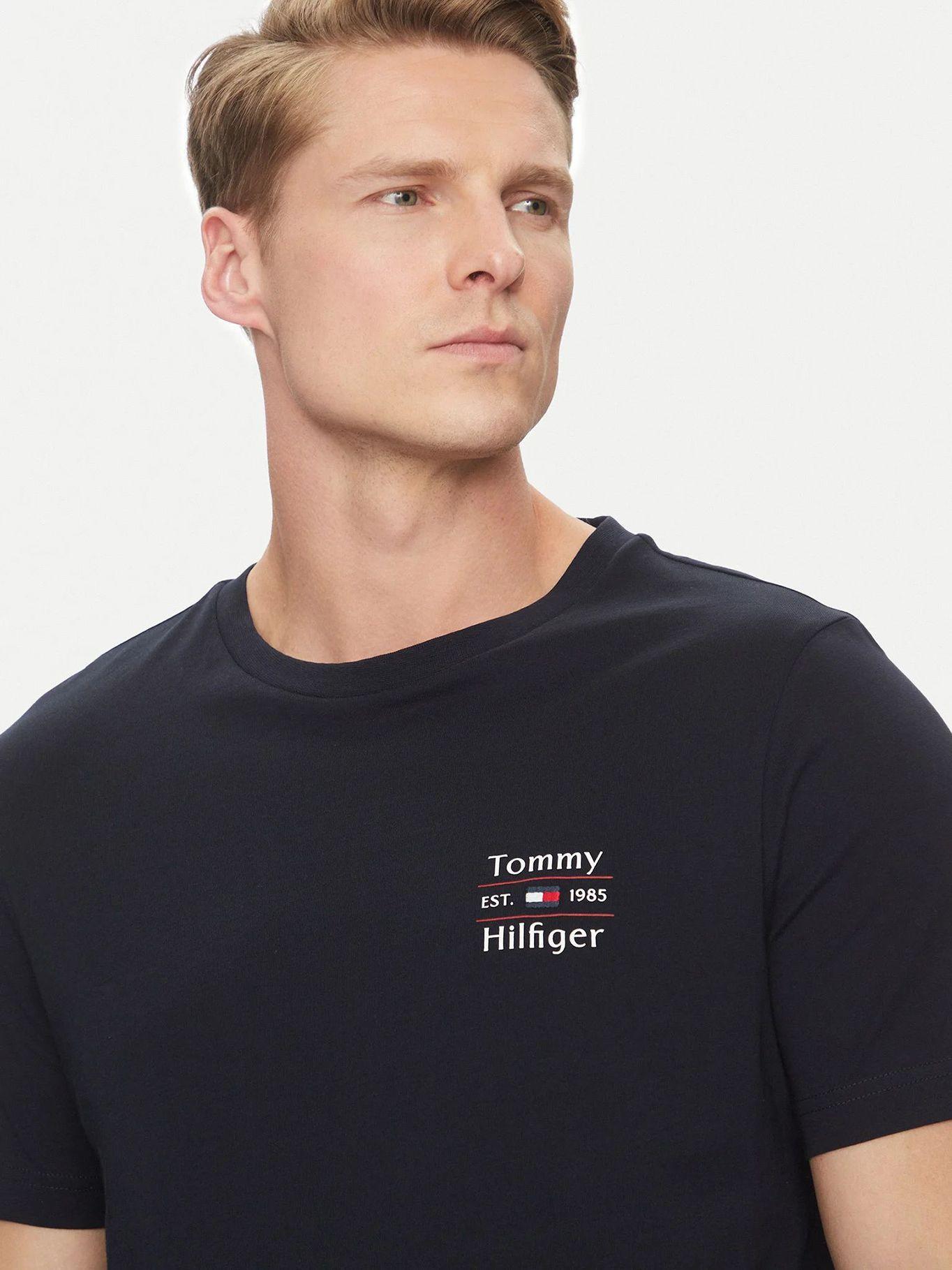 Polera Stack Con Logo Regular Fit Azul Tommy Hilfiger-2