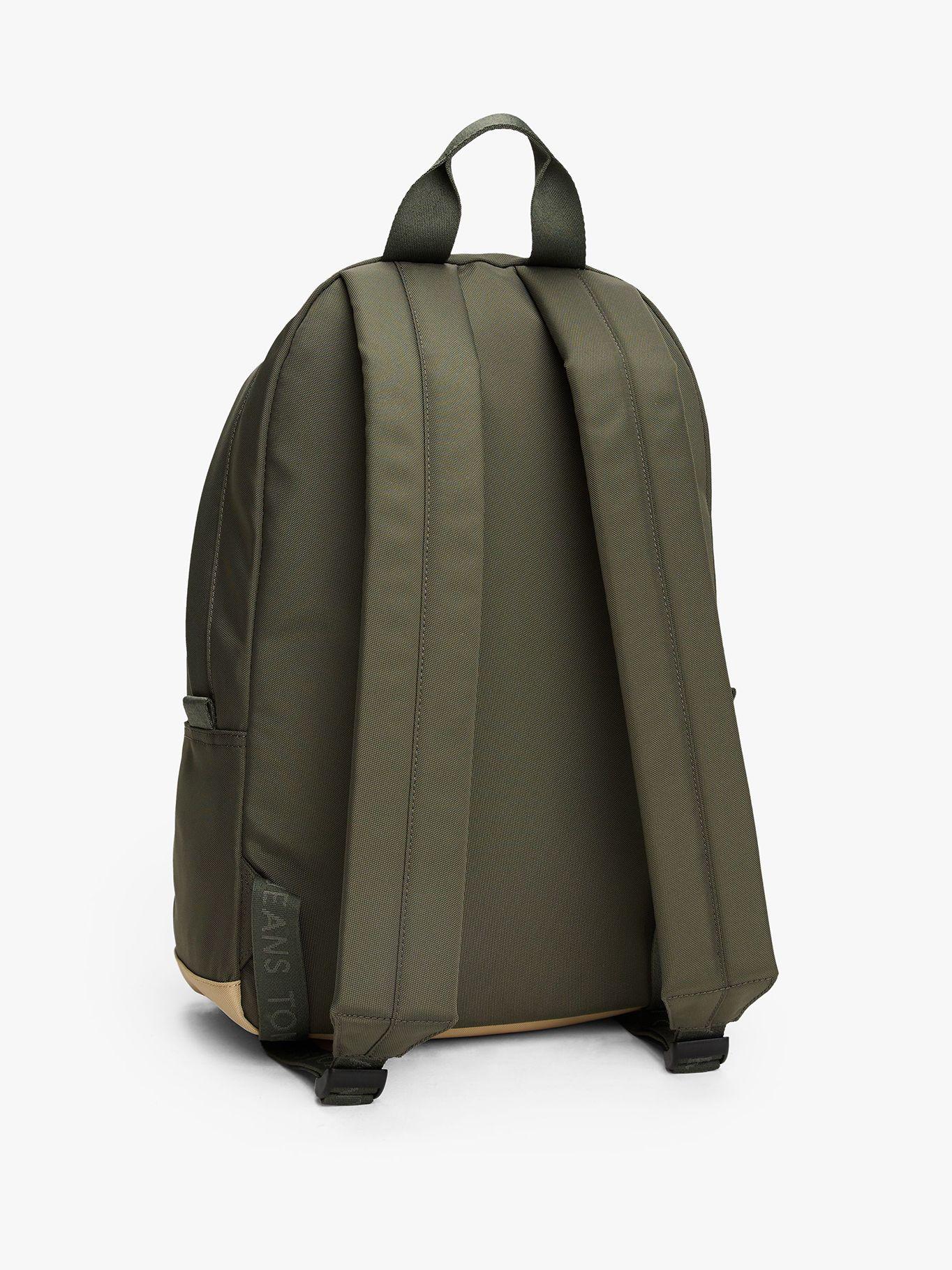 Mochila Essential Verde Tommy Jeans-2