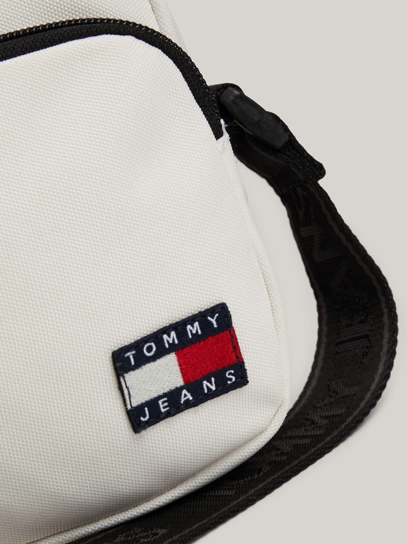 Polera Organic y Logo Slim Fit Blanco Tommy Hilfiger-2