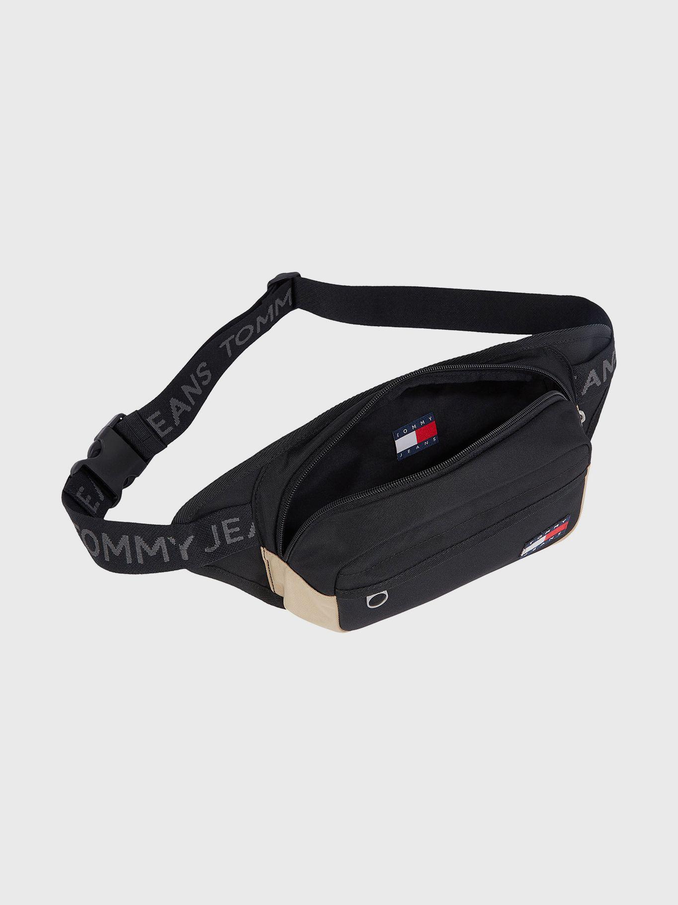 Banano Daily Essential Negro Tommy Jeans-3