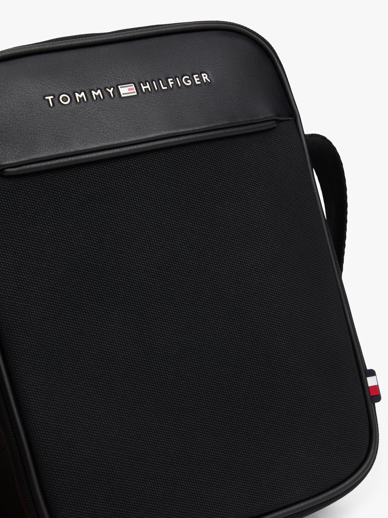 Bolso Reporter Texturizado Negro Tommy Hilfiger-4