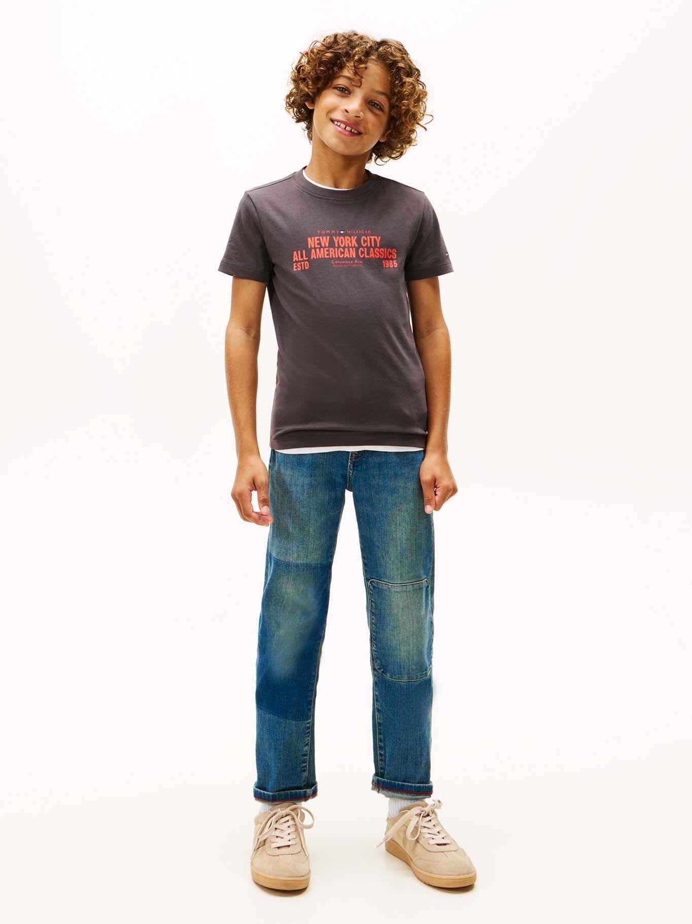 Polera Con Logo Gráfico Nyc Gris Tommy Hilfiger-1