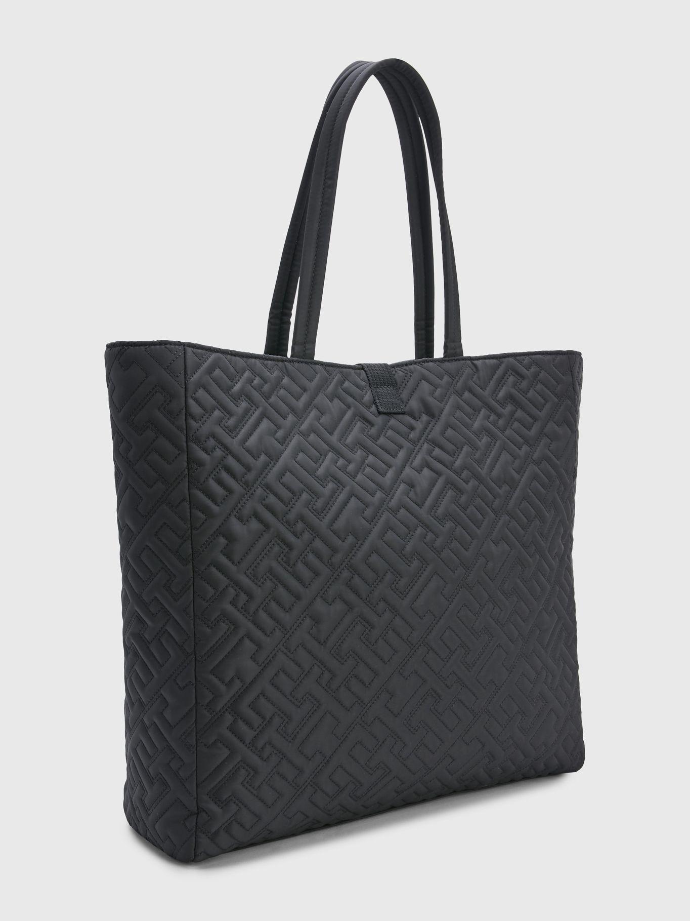 Tote Monogram Quilted Negro Tommy Hilfiger-2