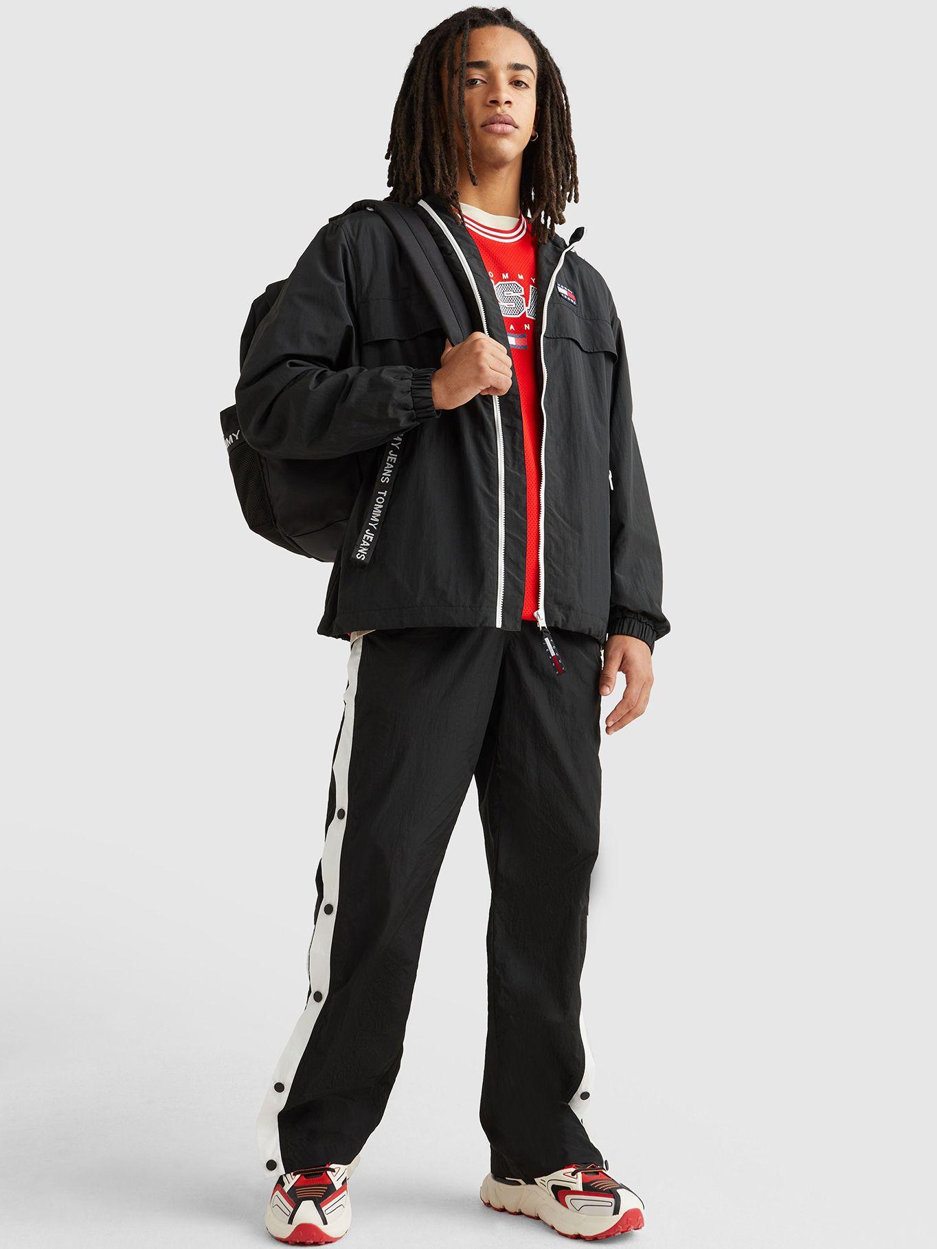 Cortavientos Chicago Classic Negro Tommy Jeans JN2-1