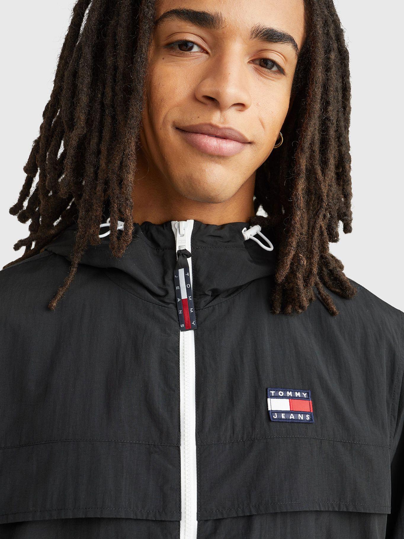 Cortavientos Chicago Classic Negro Tommy Jeans JN2-3