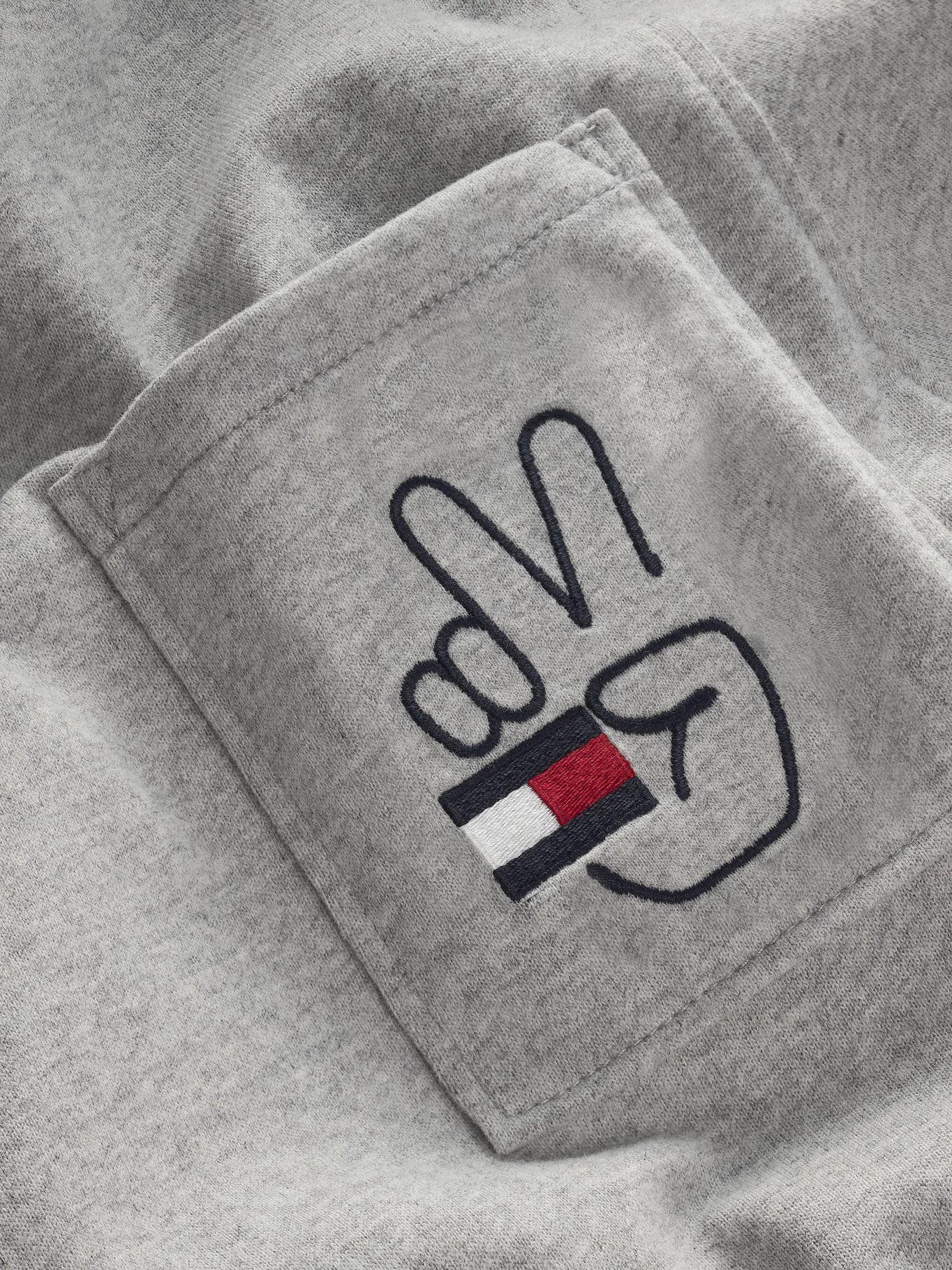 Polera Con Logo Smiley Gris Tommy Hilfiger MY2-1