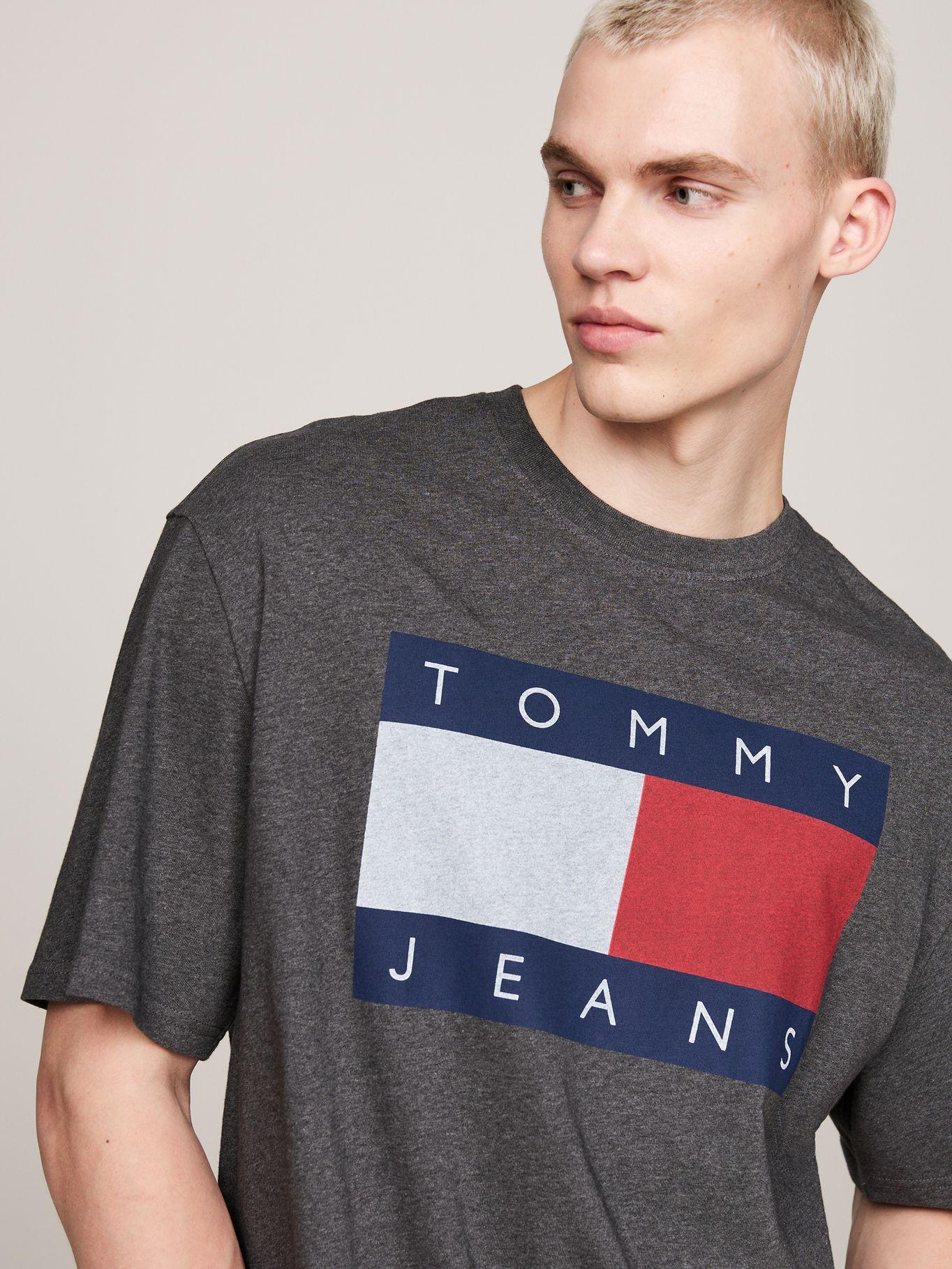 Polera Melange Flag Relaxed Fit Gris Tommy Hilfiger-3