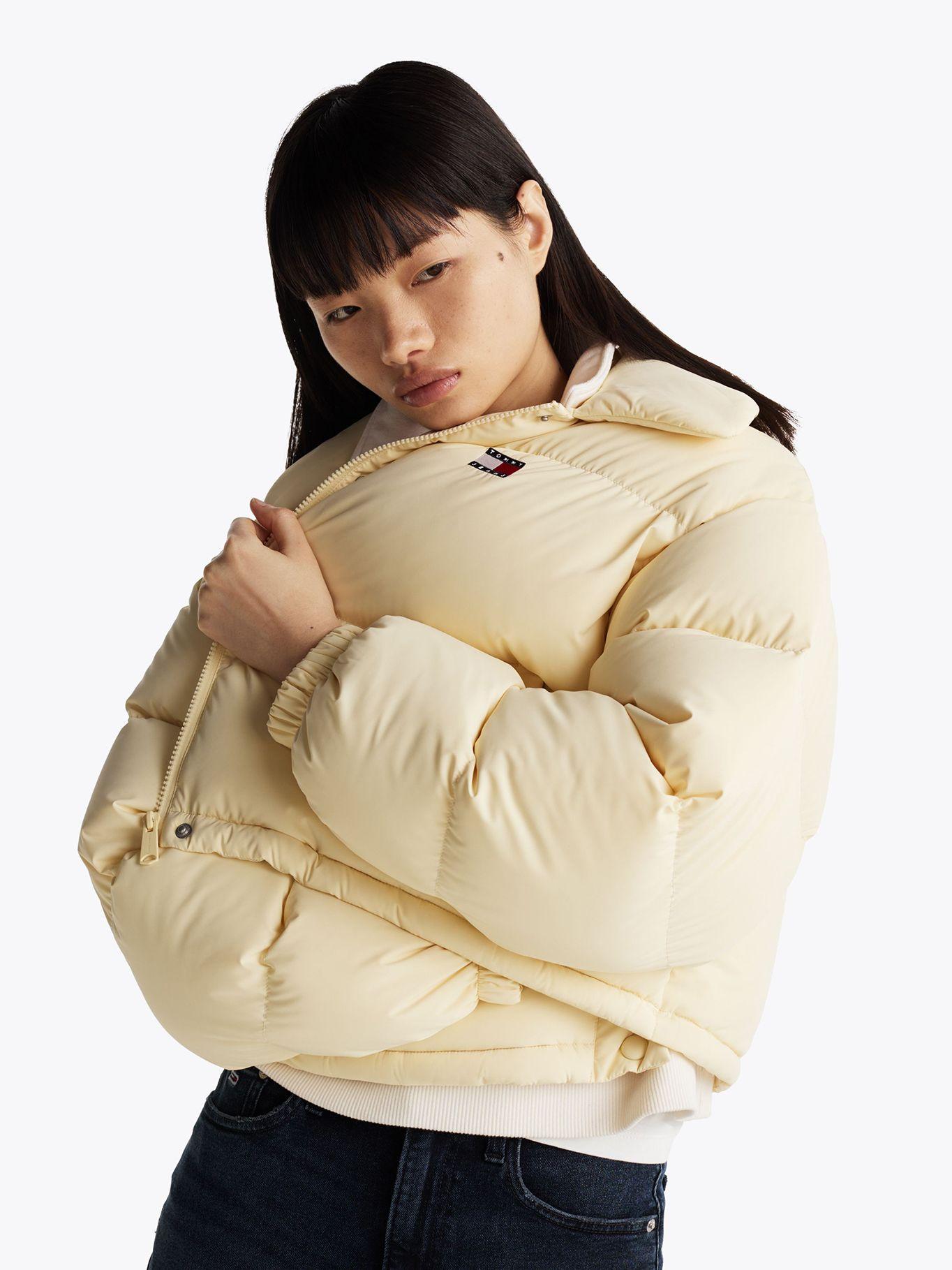 Parka Cropped Acolchada Con Logo Amarillo Tommy Jeans-3