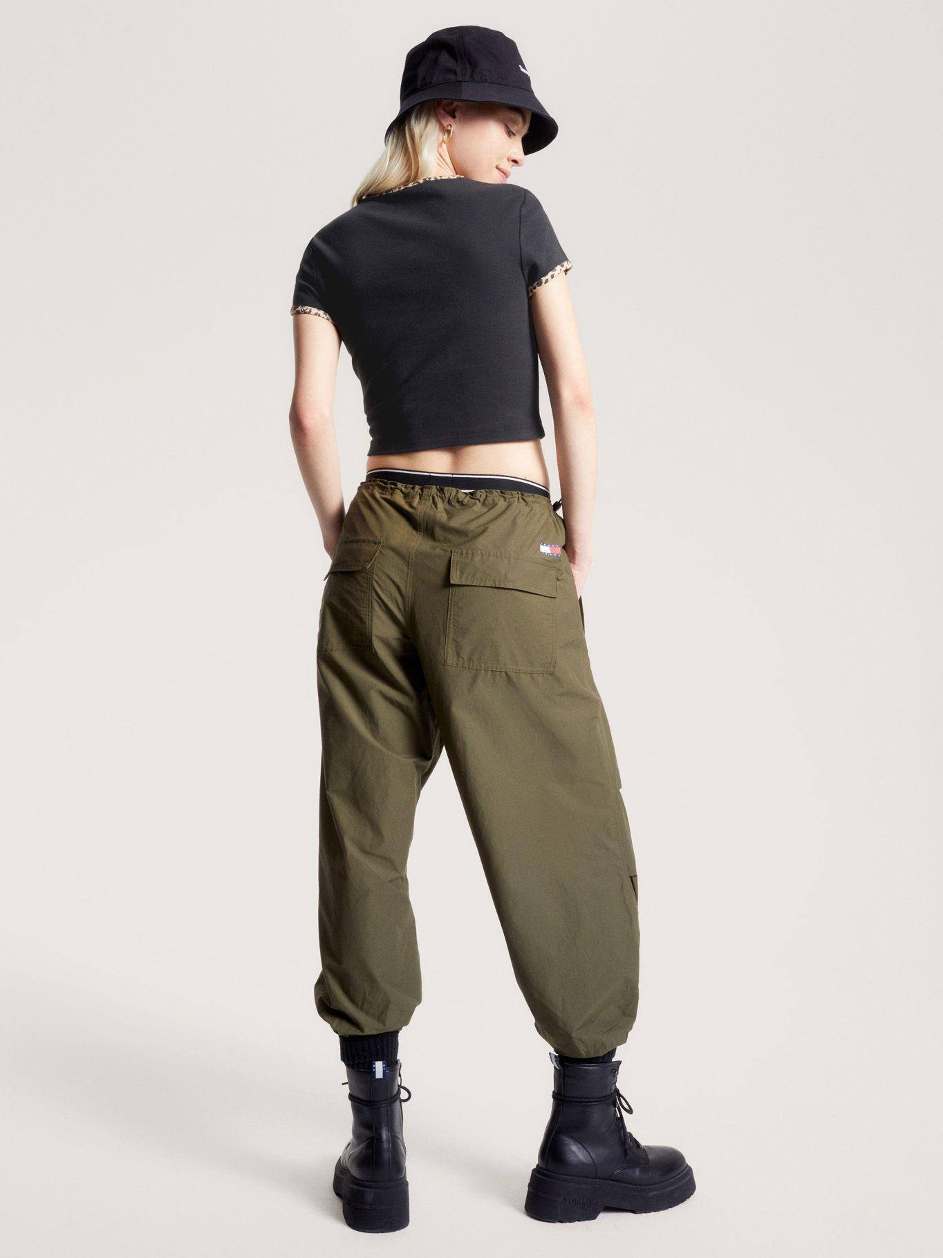 Polera Con Print De Leopardo Negro Tommy Jeans-2