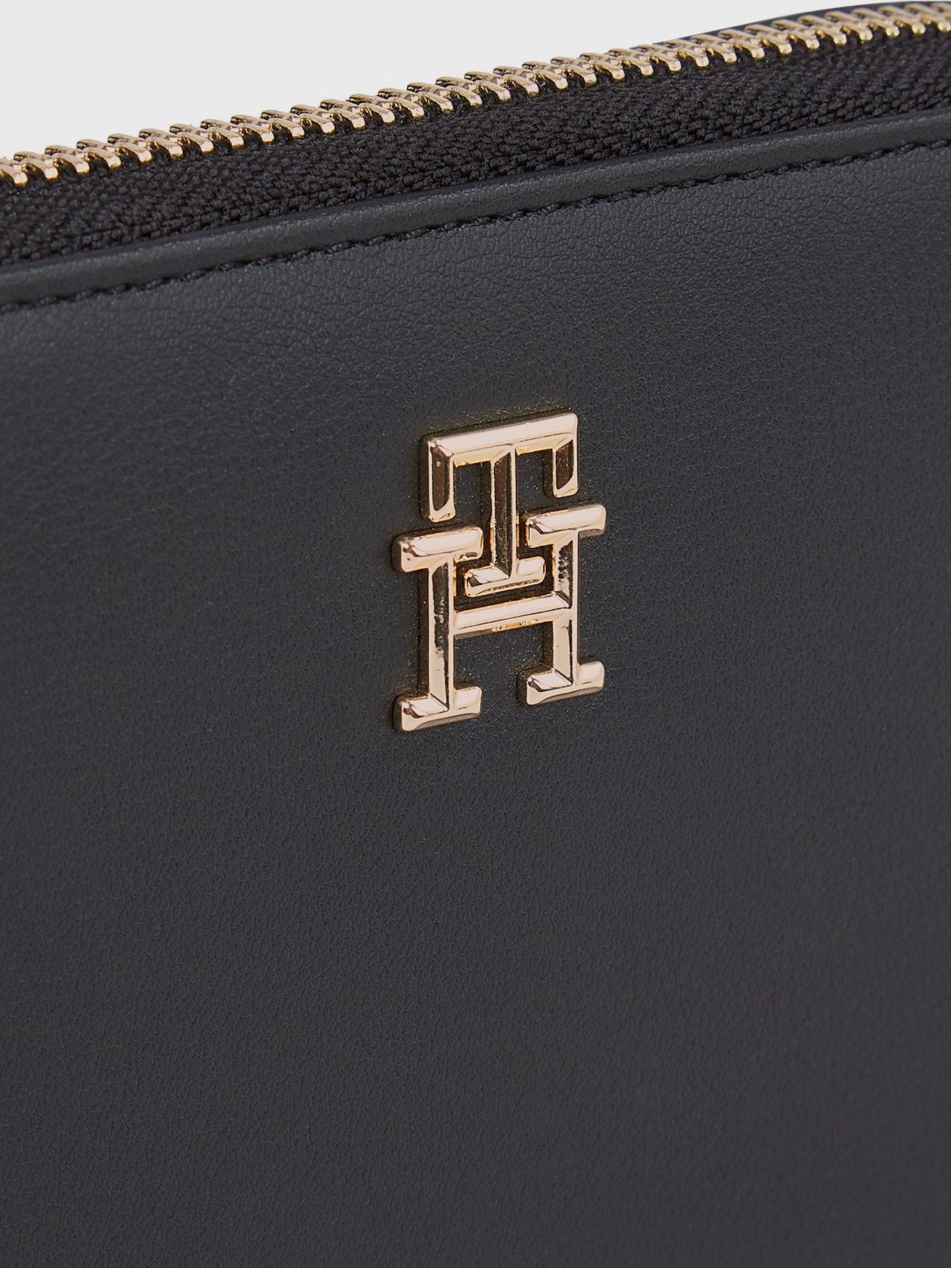 Billetera Pequeña Con Logo Fit Negro Tommy Hilfiger-2