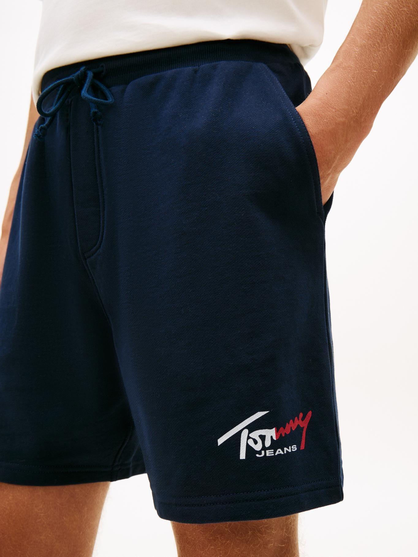 Short Con Logo Signature-3