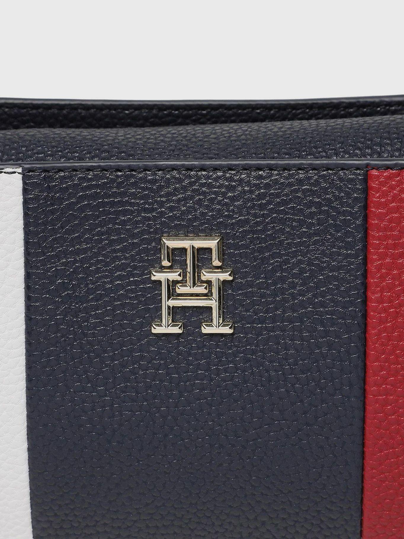Cartera Emblem Con Monograma Azul Tommy Hilfiger-3