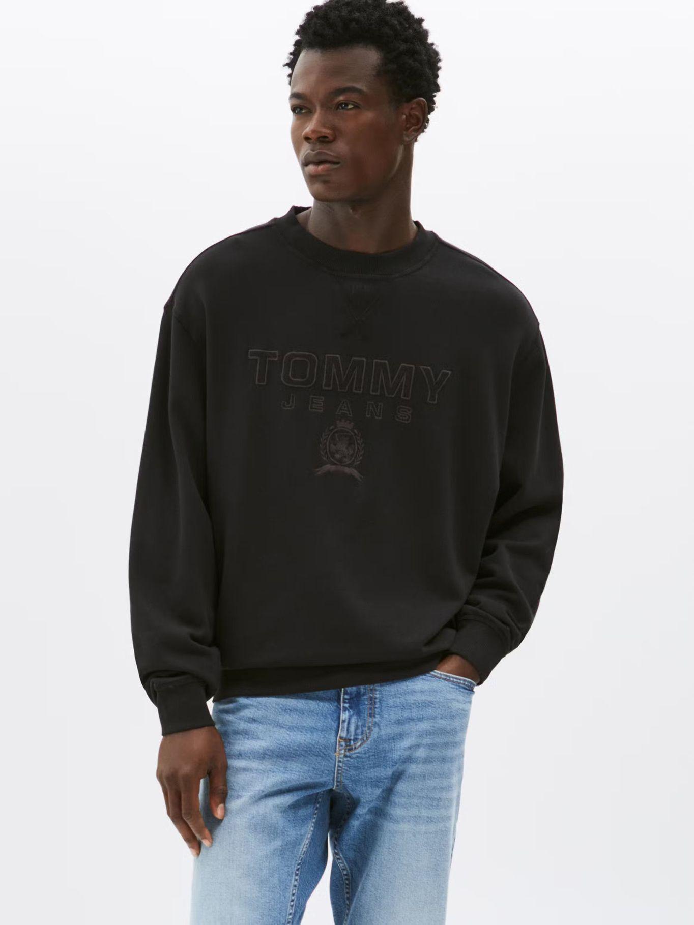 Polerón Varsity Tonal Logo Relaxed Negro Tommy Jeans-0