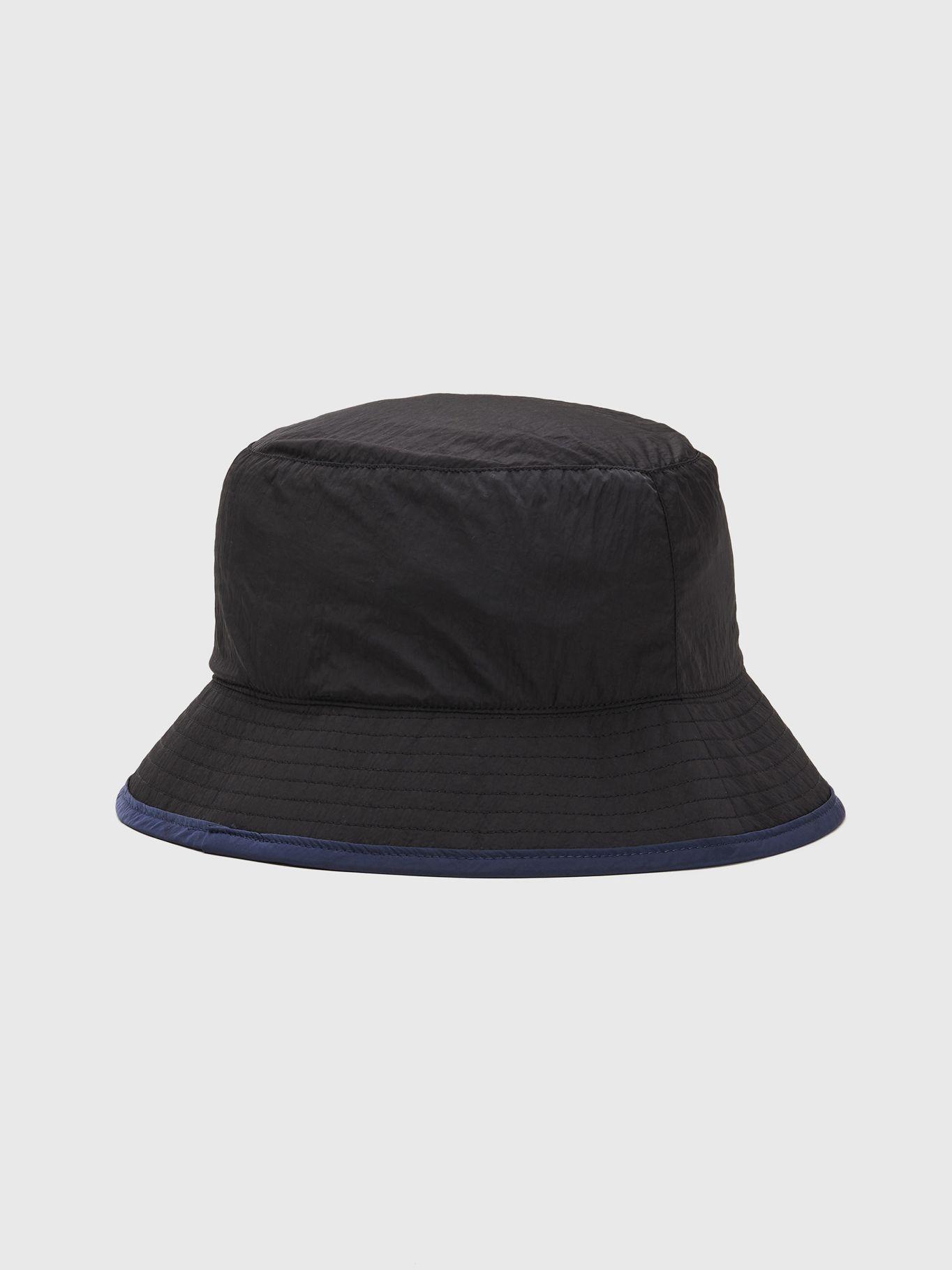 Gorro Bucket Travel Negro Tommy Jeans JN2-1