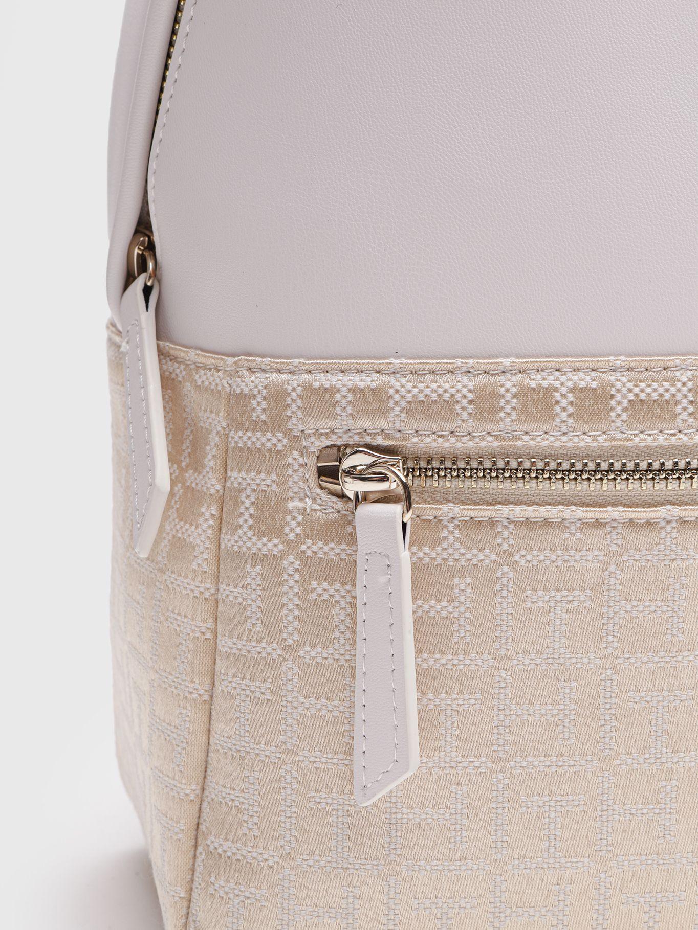 Mochila Latam Jacquard Blanco Tommy Hilfiger-3