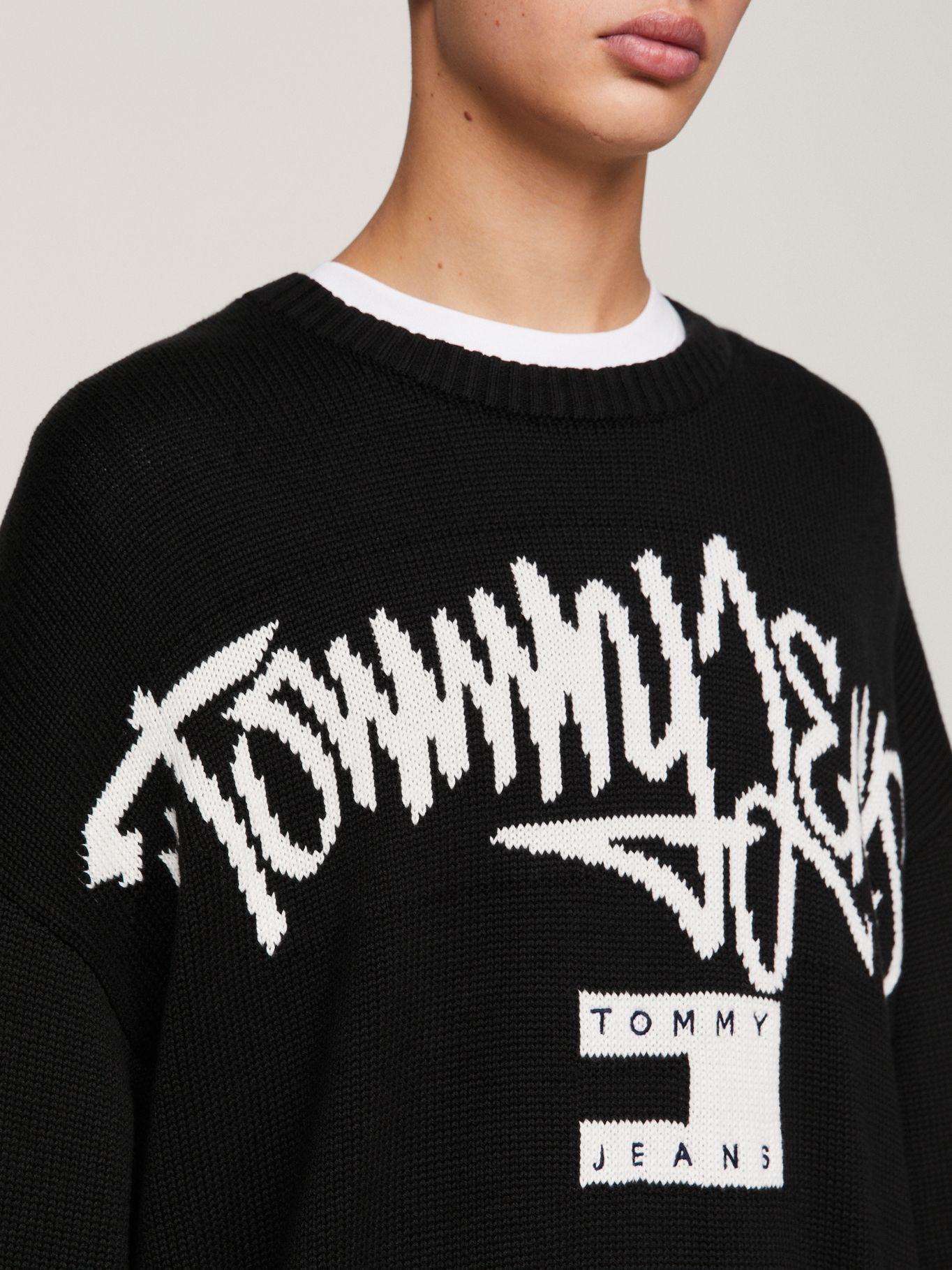 SWEATER LOGO ESTILO GRAFFITI NEGRO TOMMY JEANS-3