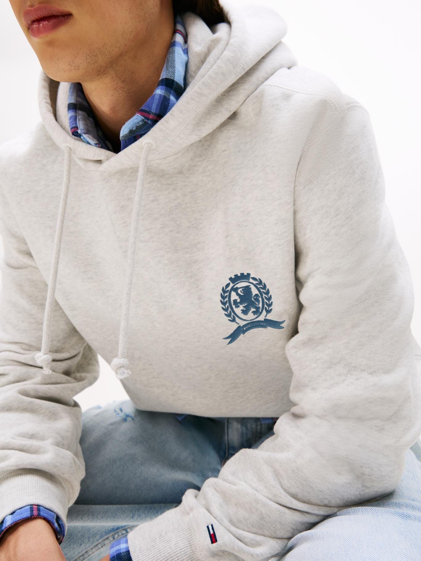 Polerón Hoodie Heritage Crest Gris Tommy Jeans-3