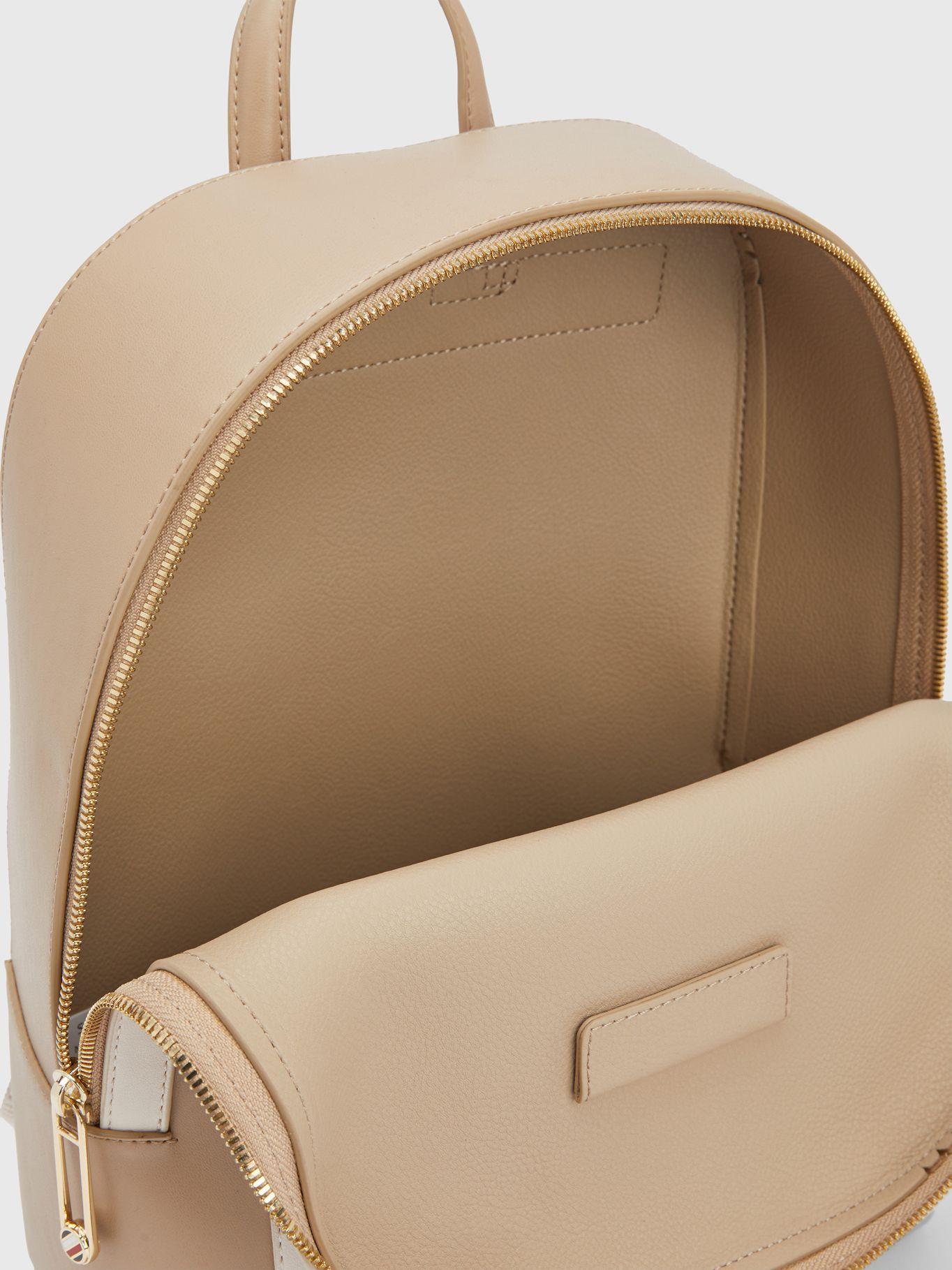 Mochila Iconic Logo Signature Beige Tommy Hilfiger-3