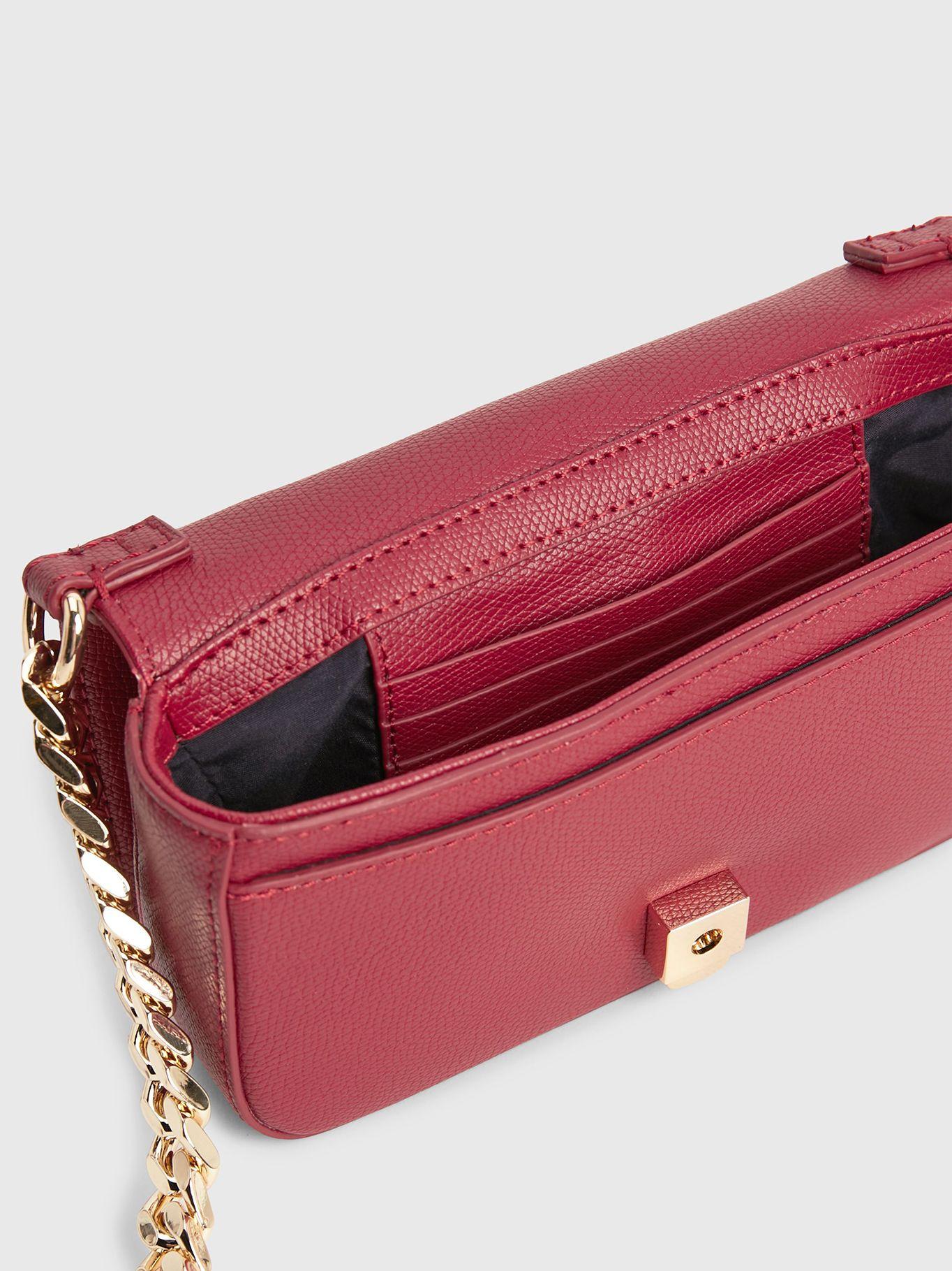 Cartera Crossover Plush Rojo Tommy Hilfiger-3