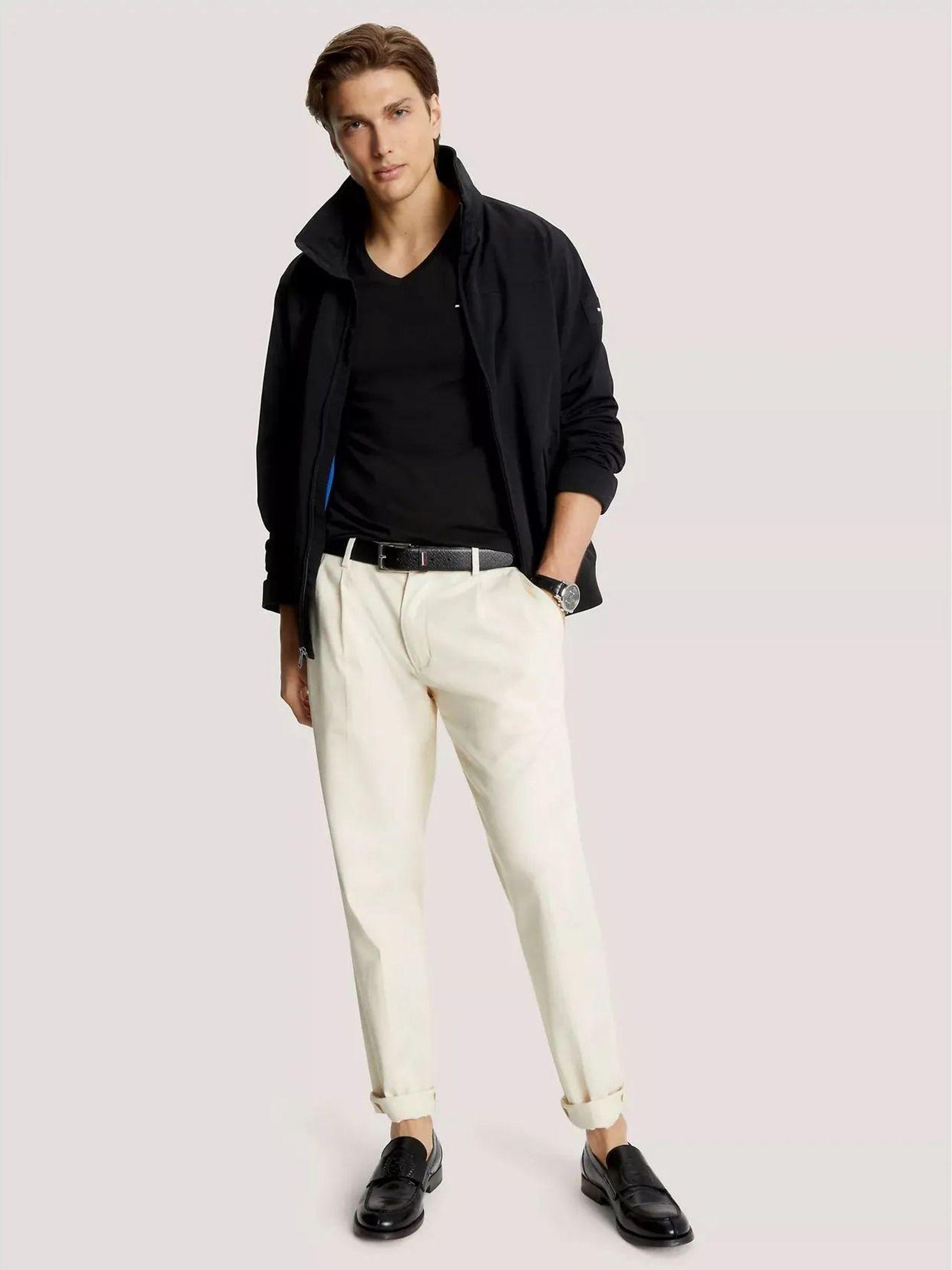 Polera Essential Cotton V-Neck Slim Fit Negro Tommy Hilfiger-1