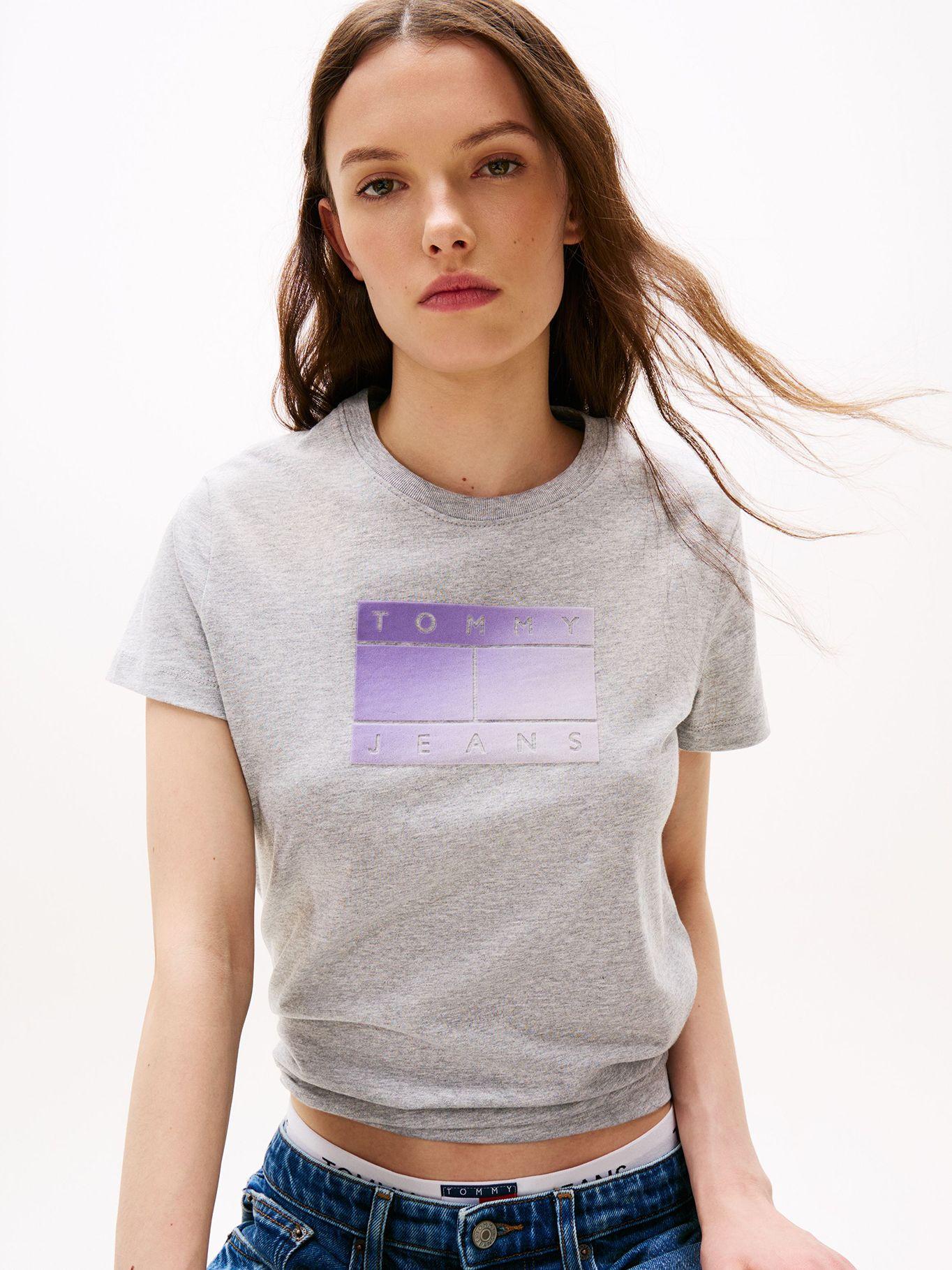 Polera Con Logo Degradado Gris Q13 Tommy Jeans-3