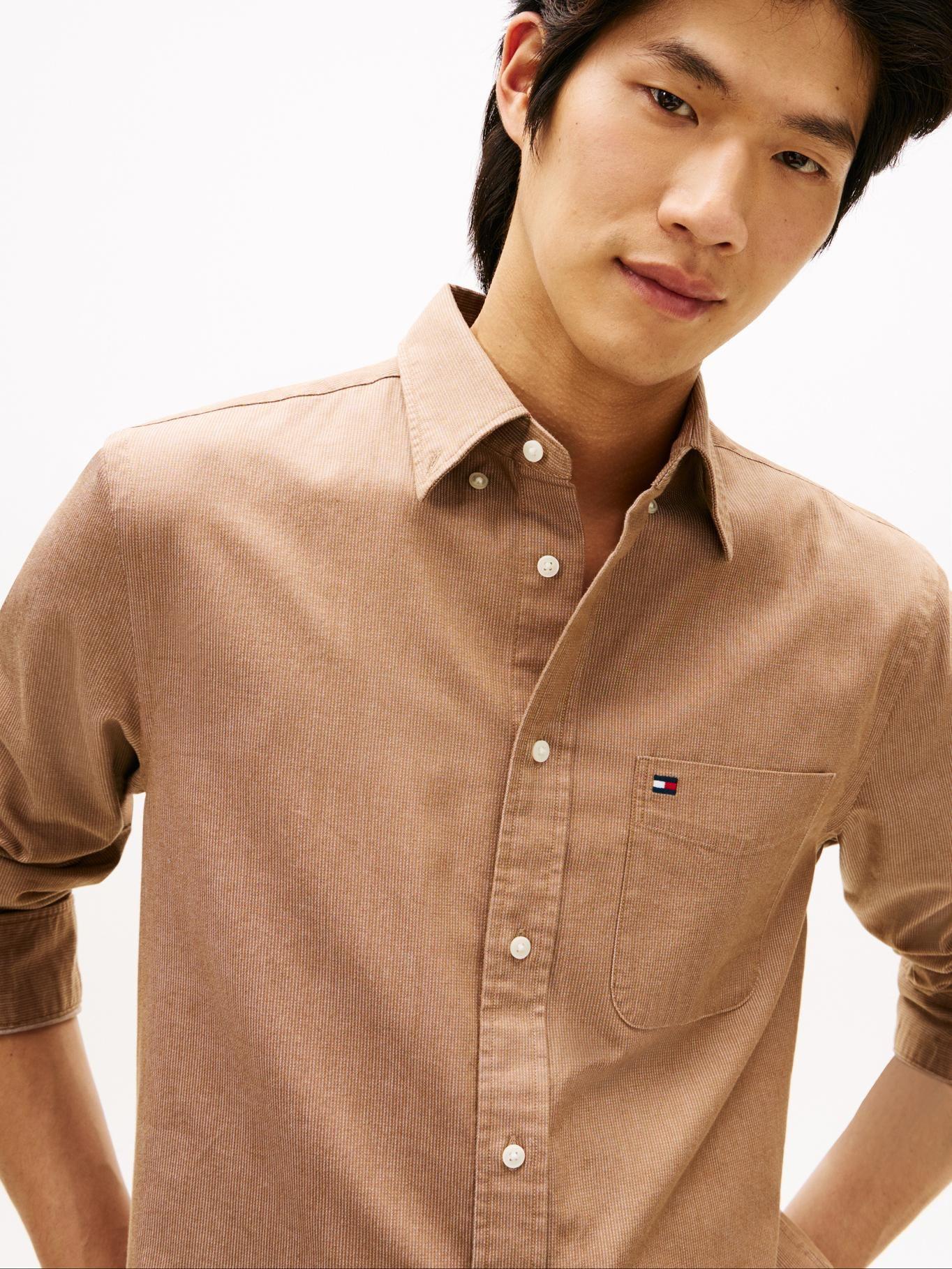 Camisa Regular Fit Con Logo Tommy Hilfiger Beige-3