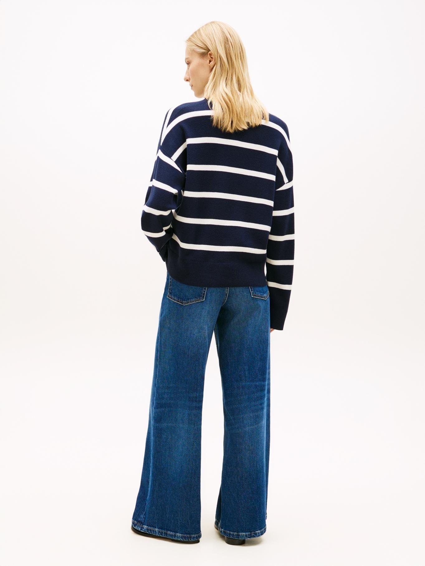 Sweater De Punto Con Logo Bordado-2