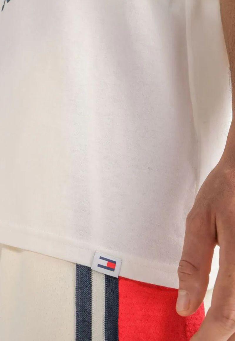 Polera Oversize Crest Varsity Blanco Tommy Jeans-4