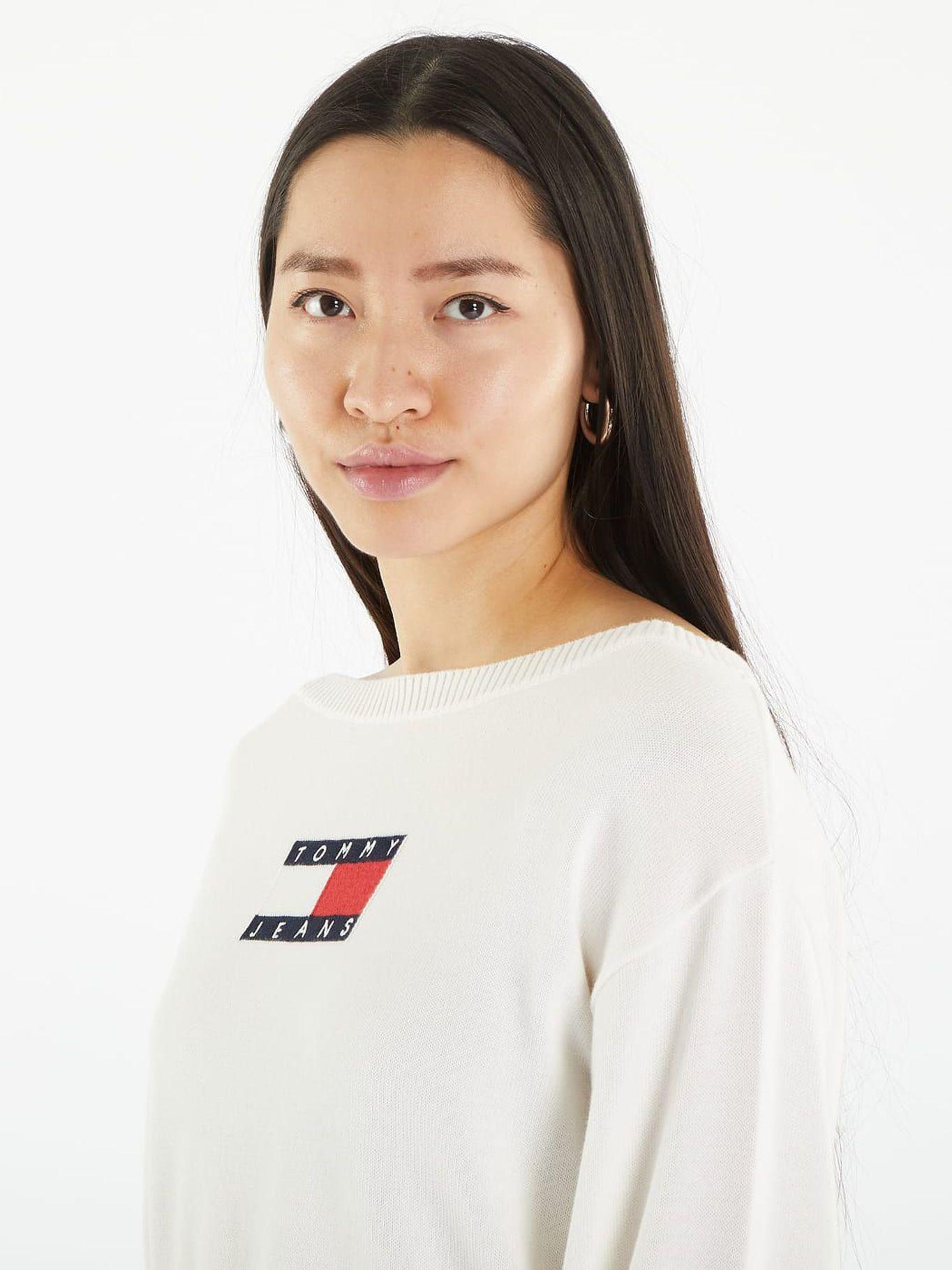 Sweater Center Flag Logo Blanco Tommy Jeans-2