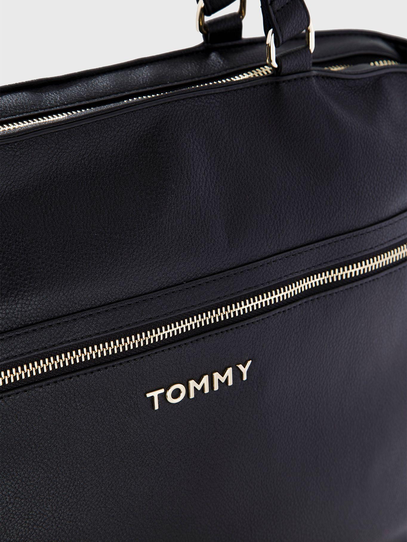 Tote Charm Day Pebble Negro Tommy Hilfiger M2-2