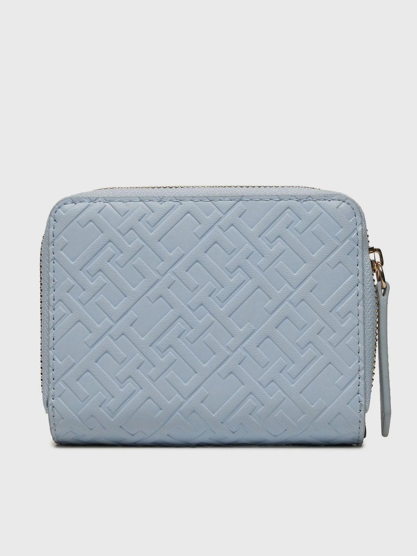 Billetera Monogram En Relieve Celeste Tommy Hilfiger-1