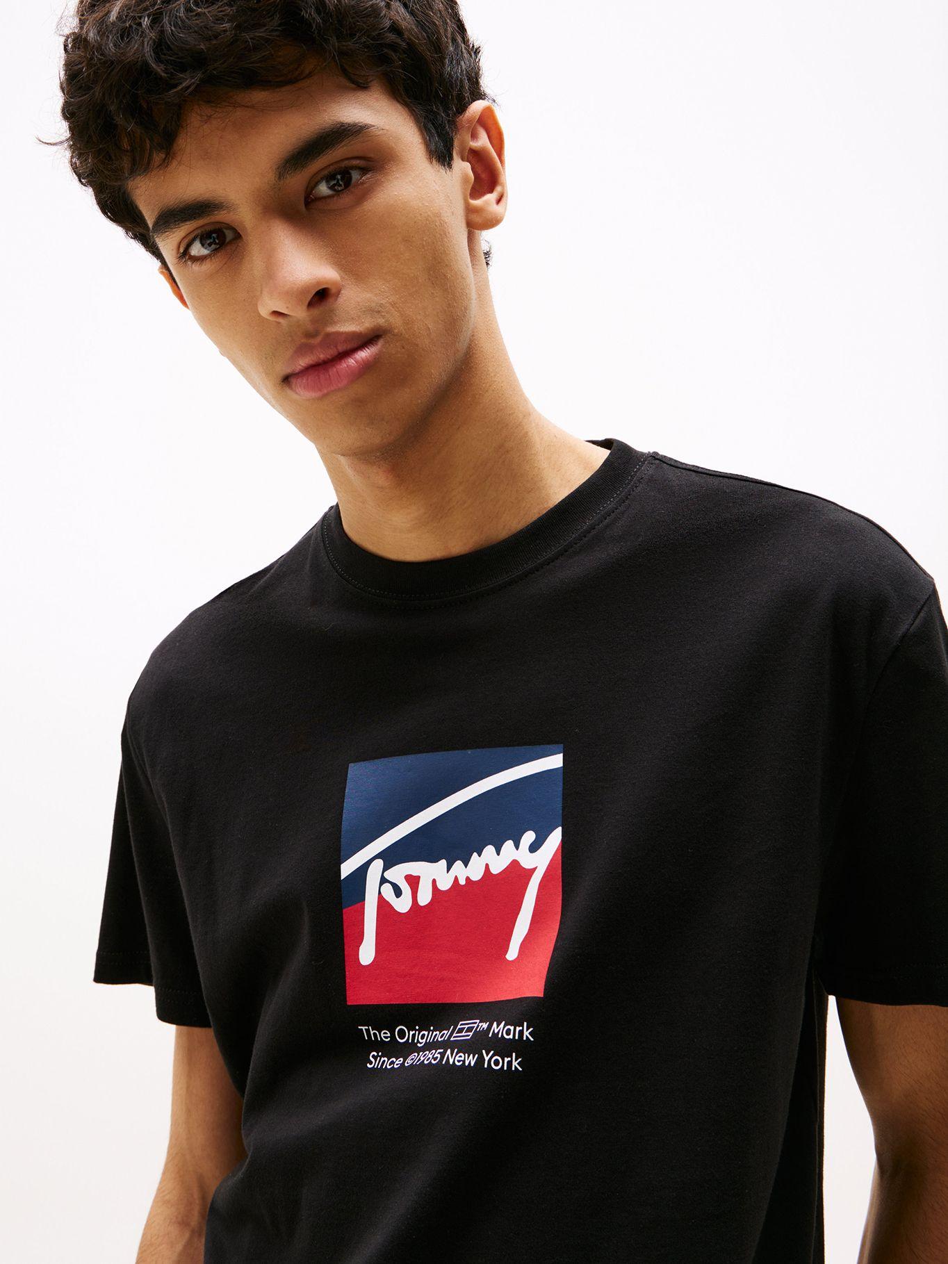 Polera Con Logo Distintivo Negro BDS Tommy Jeans-3
