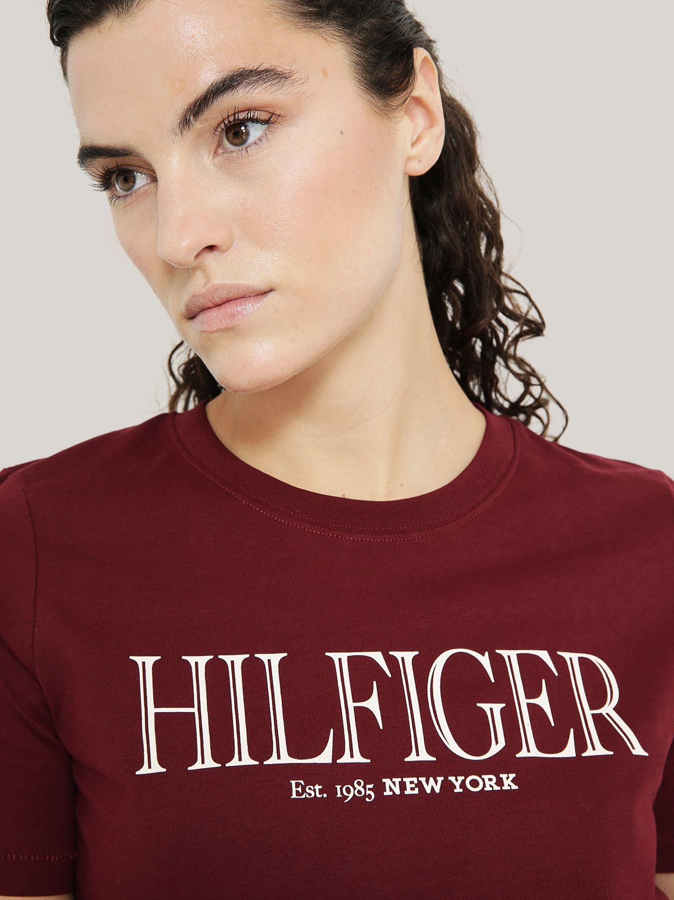 Polera Con Monotipo Regular Fit Burdeo Tommy Hilfiger-3